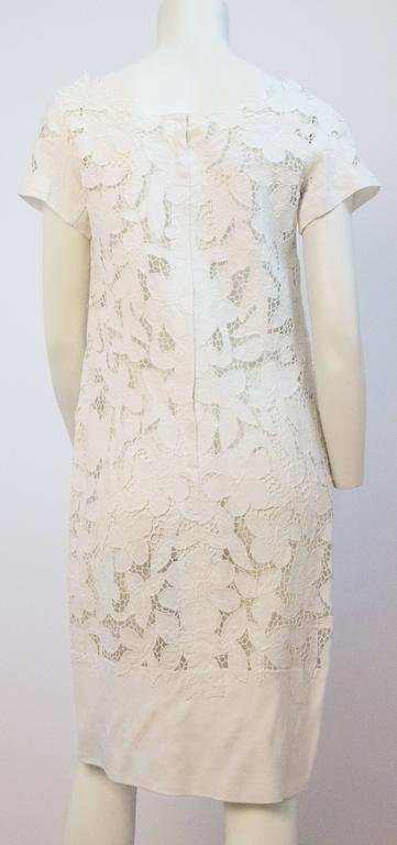 chinese dress ladies 60s Cream Lace Mini Shift Sleeveless Roll Neck Dress
