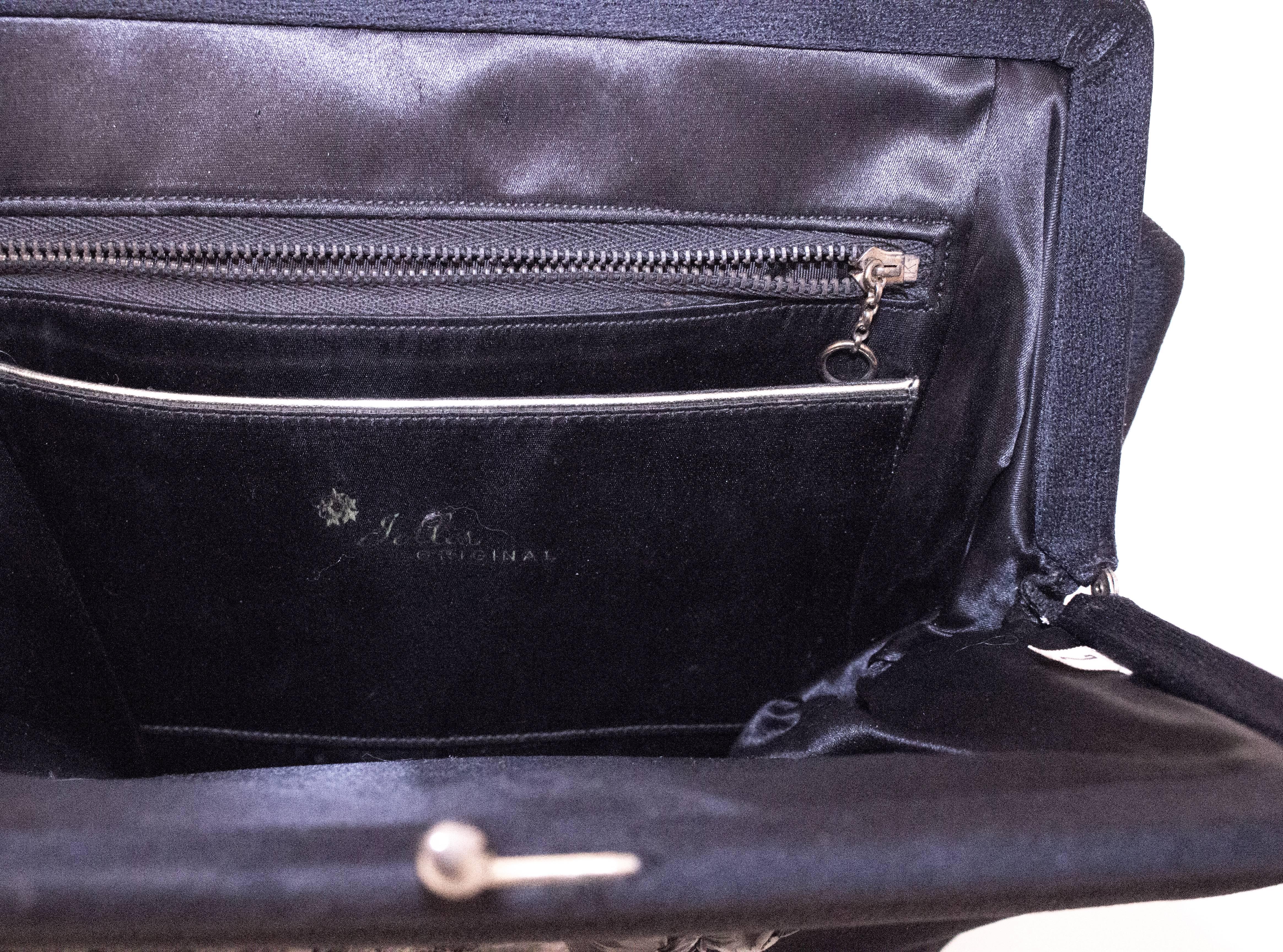 60s Poodle Embellished Handbag In Excellent Condition In San Francisco, CA
