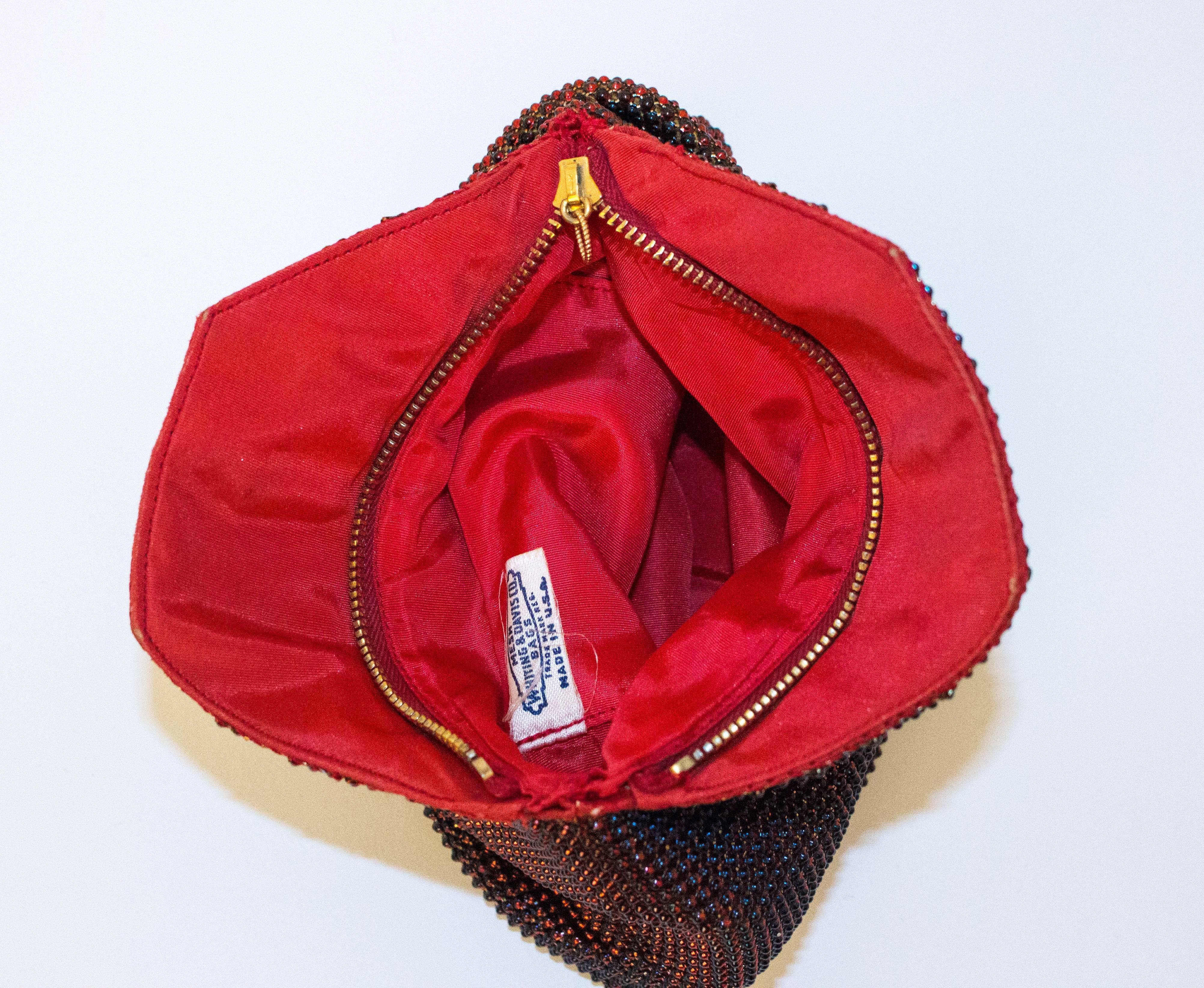 30er Jahre Rote Whiting & Davis Mesh-Tasche im Zustand „Hervorragend“ im Angebot in San Francisco, CA