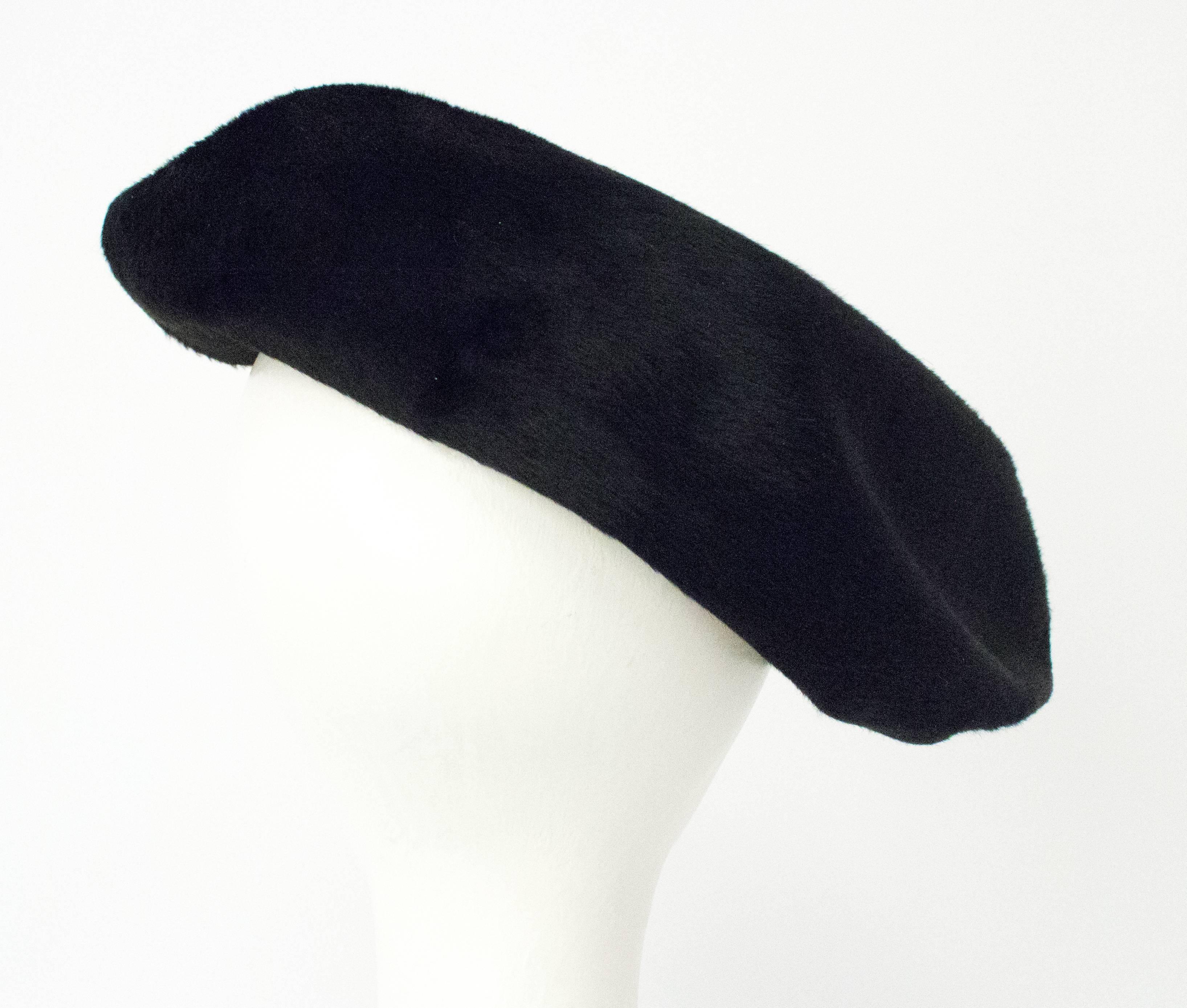 Women's 30s Hattie Carnegie Black Fur Felt Beret Style Hat