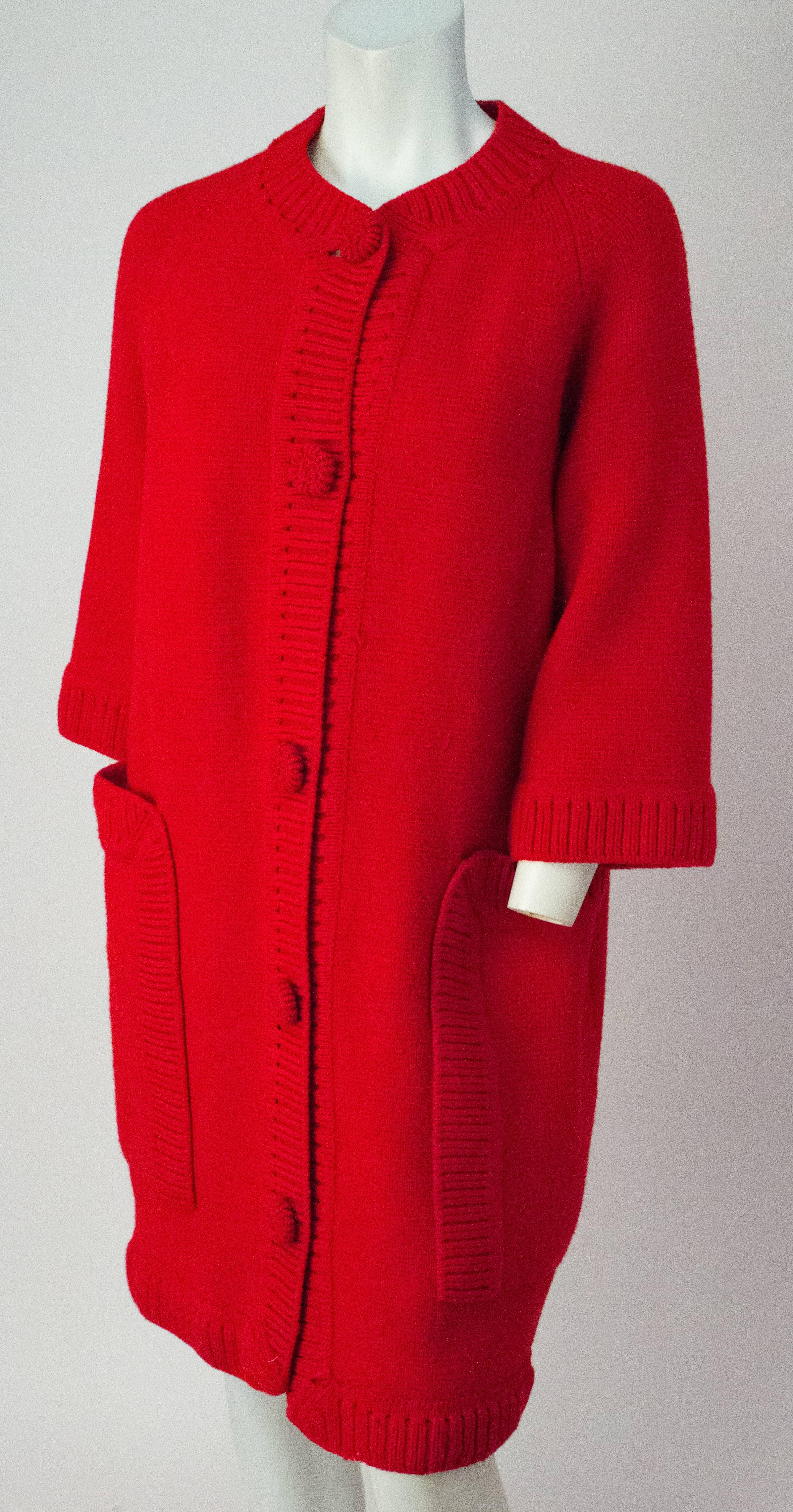 robe-pull rouge des années 60