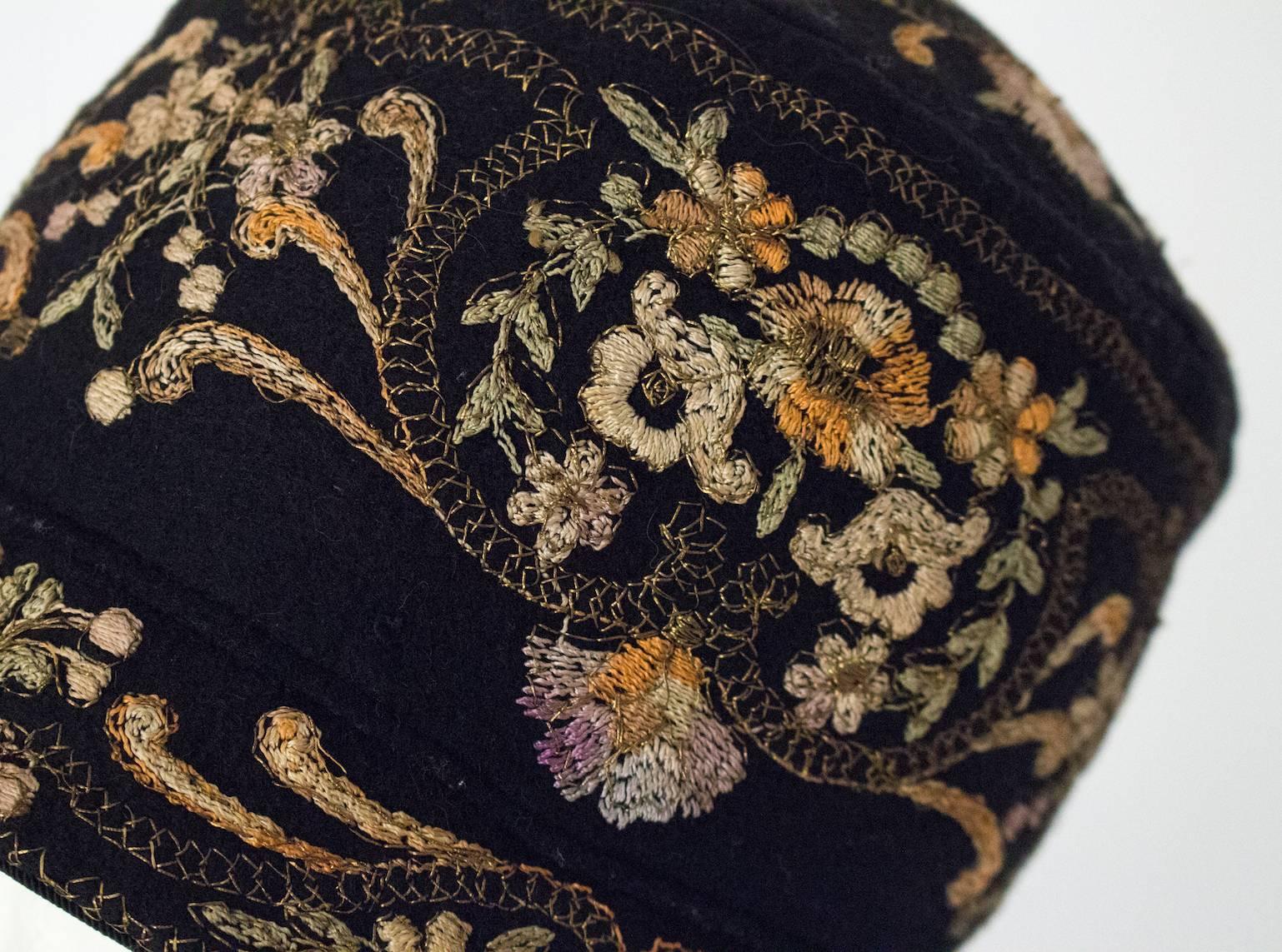 20s Embroidered Cloche In Excellent Condition In San Francisco, CA