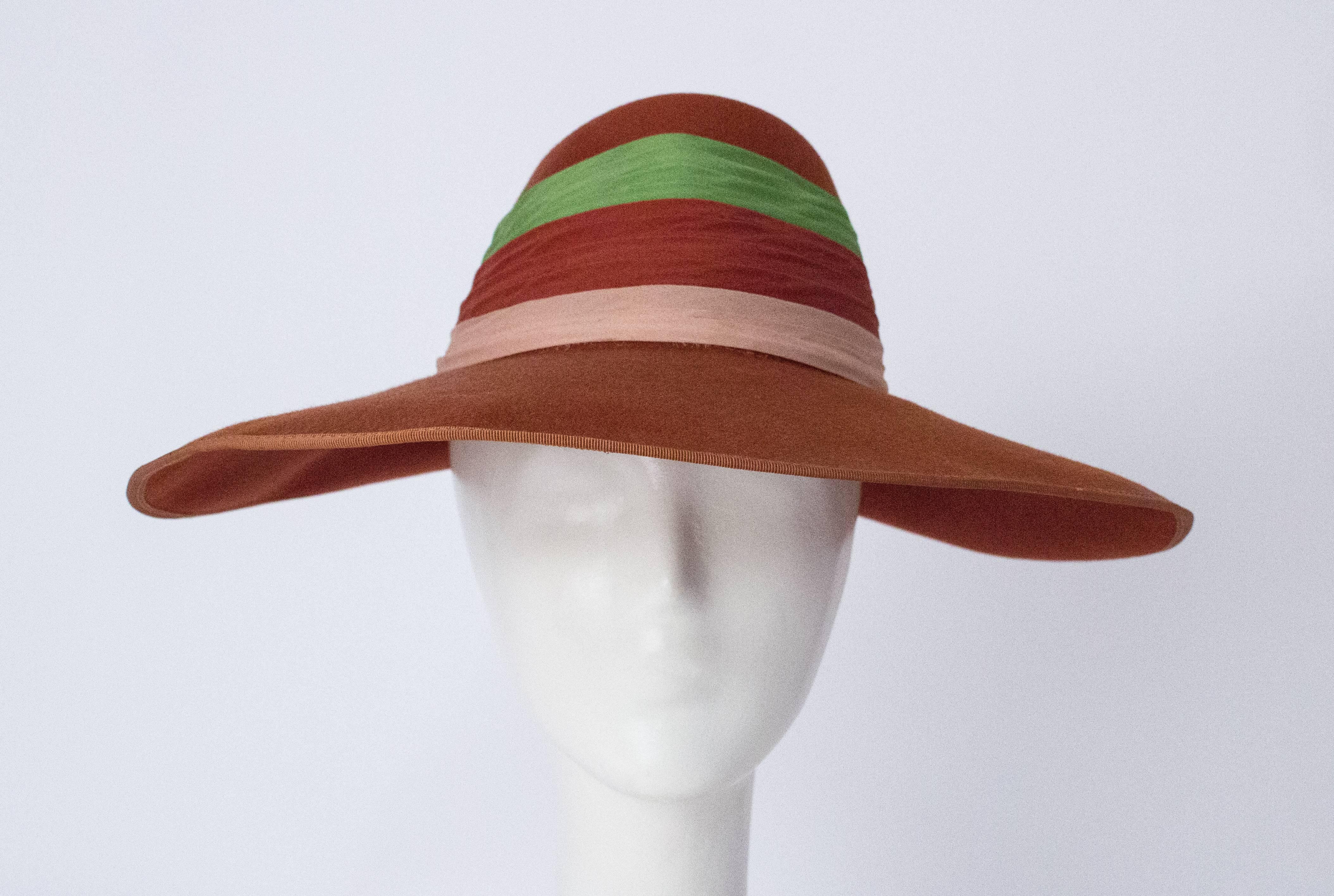 Women's 40s Wool Felt Hat with Silk Chiffon Tricolored Band For Sale