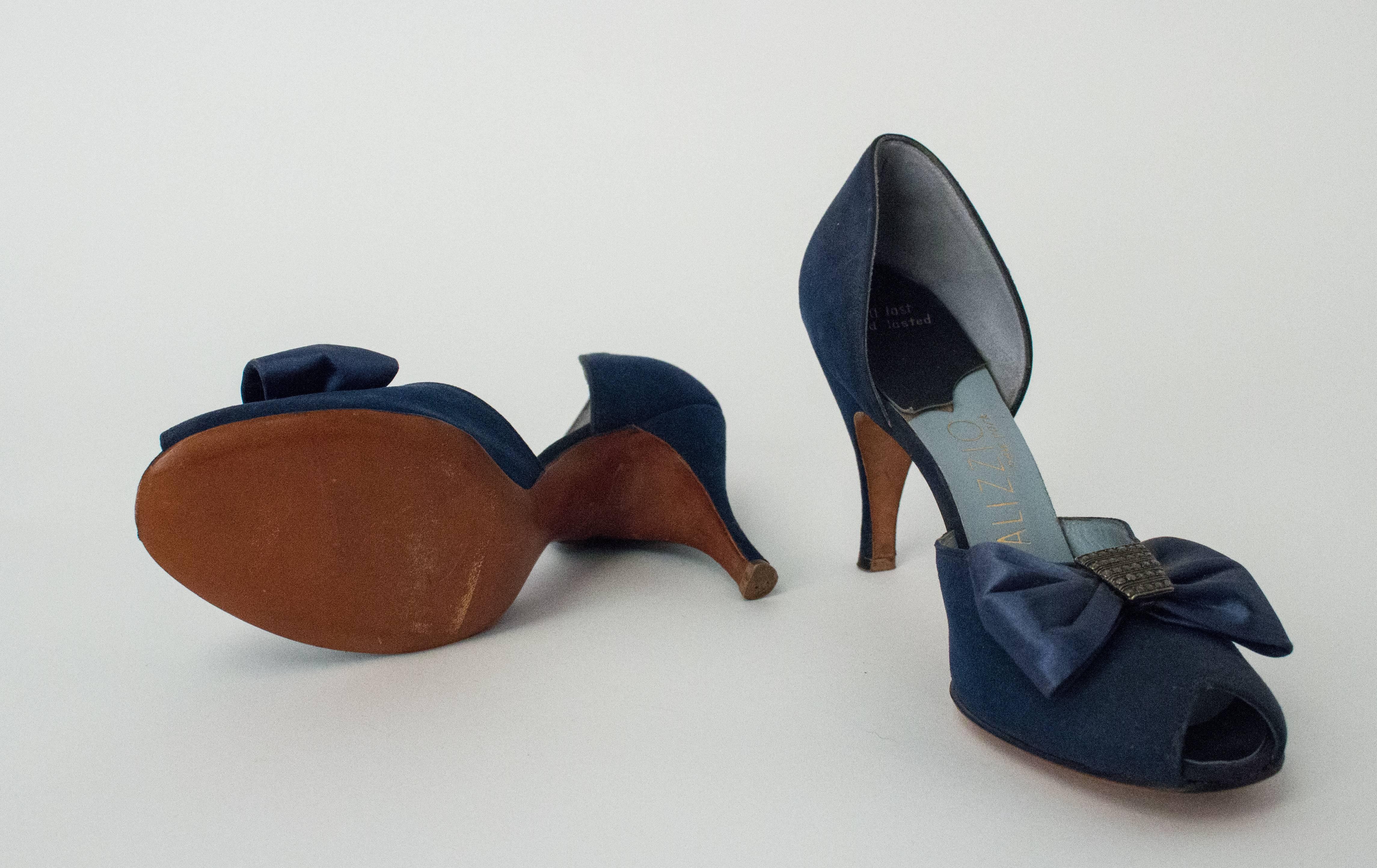 blue bow heels