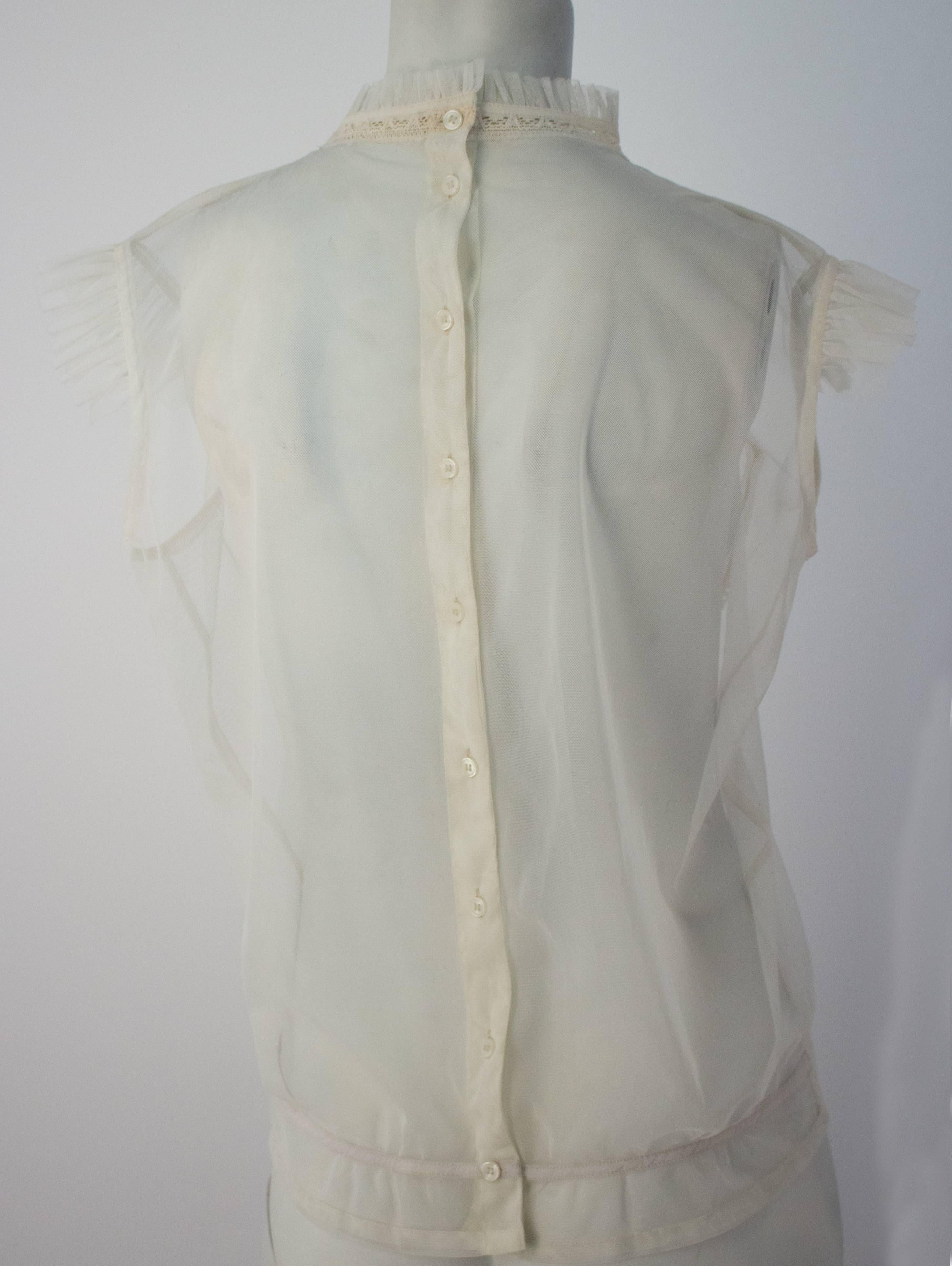 70s Sleeveless Net Blouse with Lace Detail In Excellent Condition For Sale In San Francisco, CA