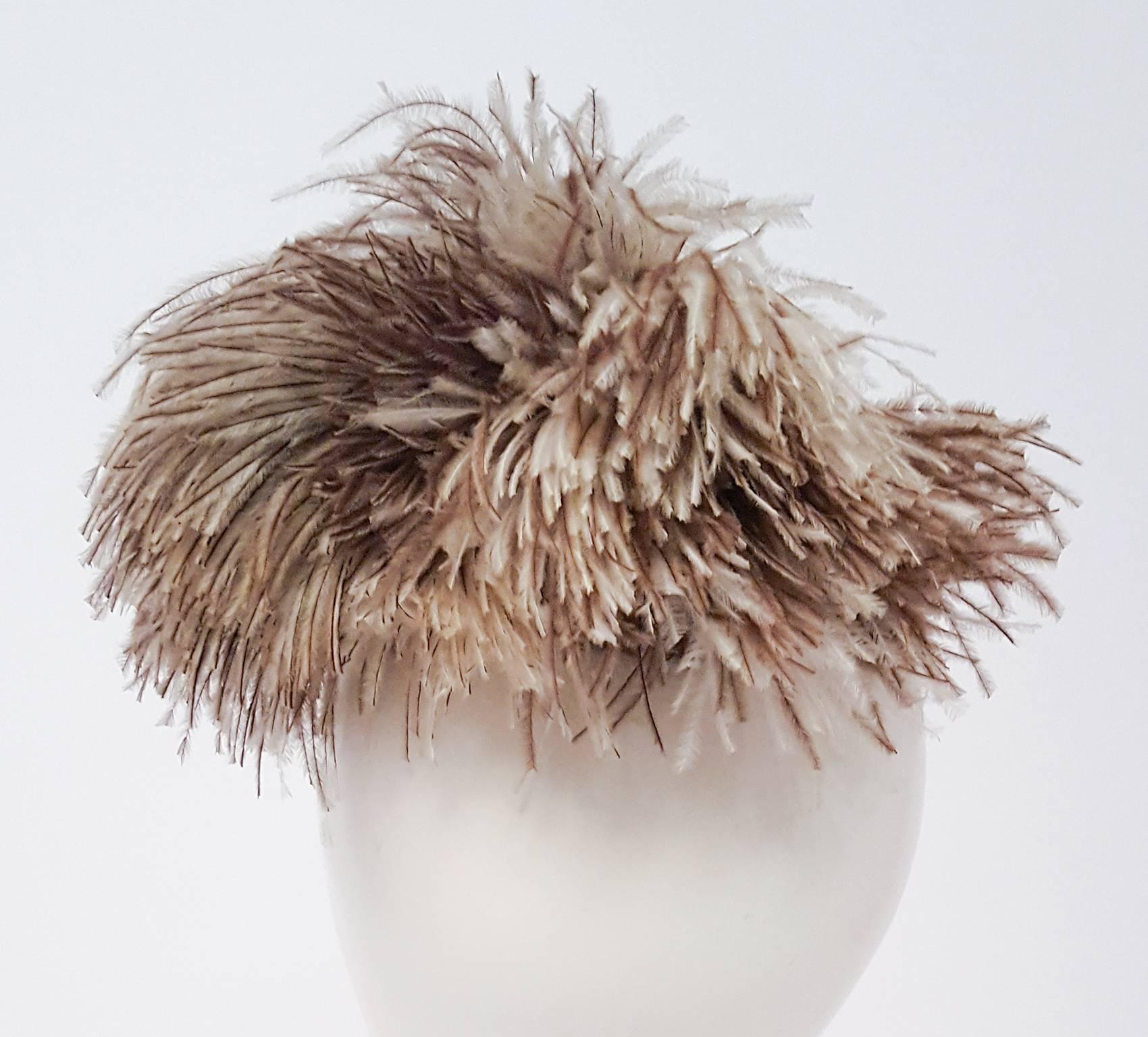 30s Feathered Fashion Hat For Sale 2