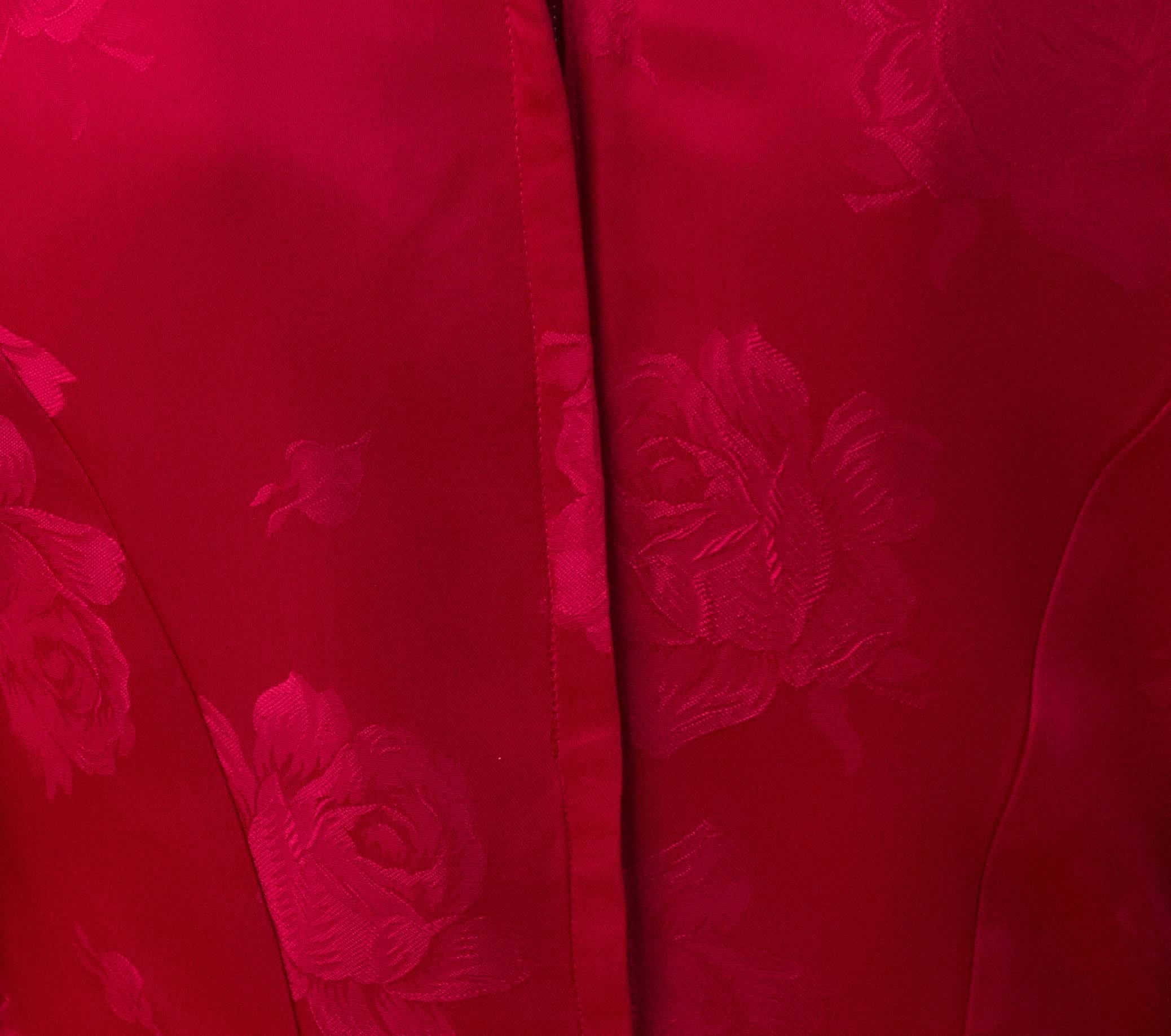 Bata de Jacquard Rosa Magenta Años 50 Rojo en venta