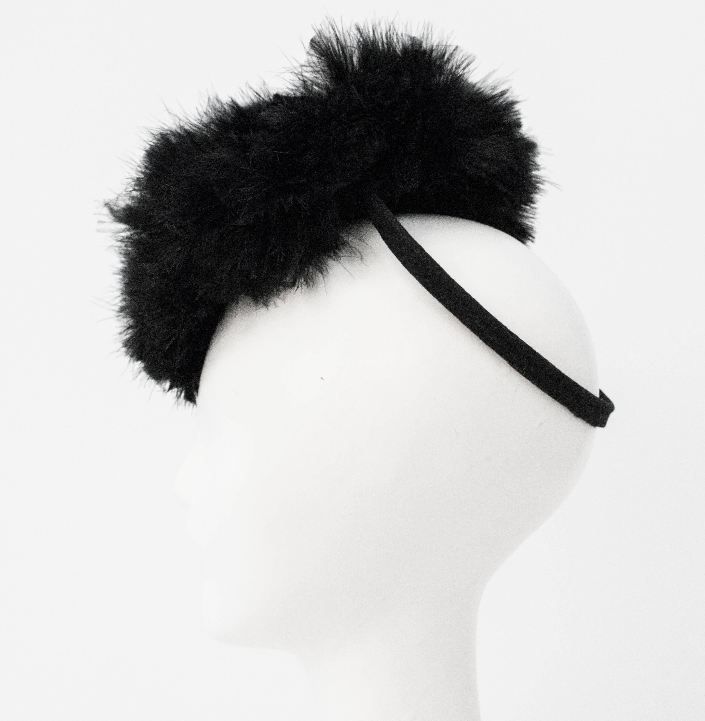 40s Black Feather & Velvet Hat In Excellent Condition In San Francisco, CA
