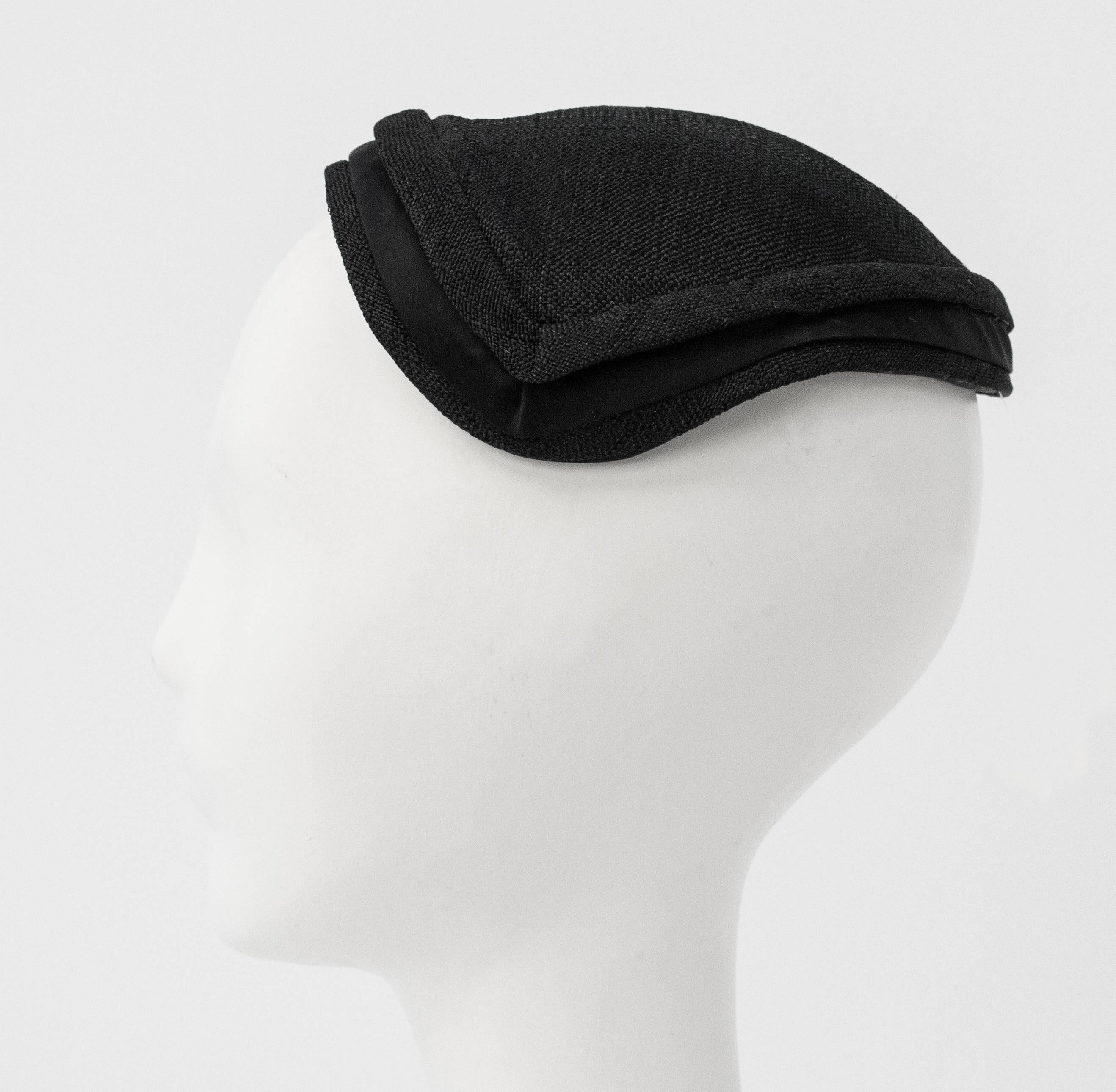 50s Black Linen Hat w/ Pullwork Detail In Excellent Condition In San Francisco, CA