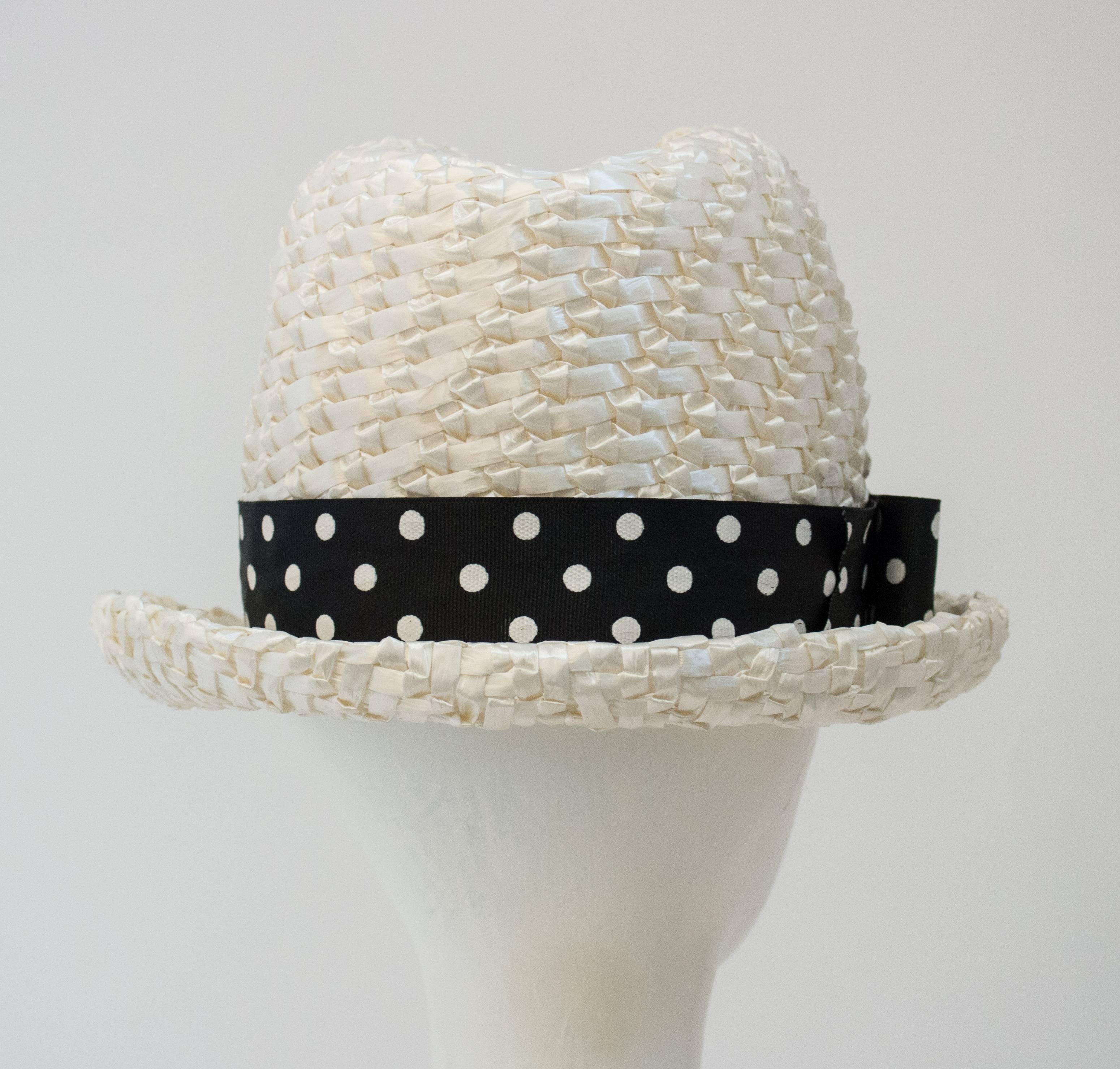 Gray 60s White Straw Hat with Polka Dot Hat Band For Sale