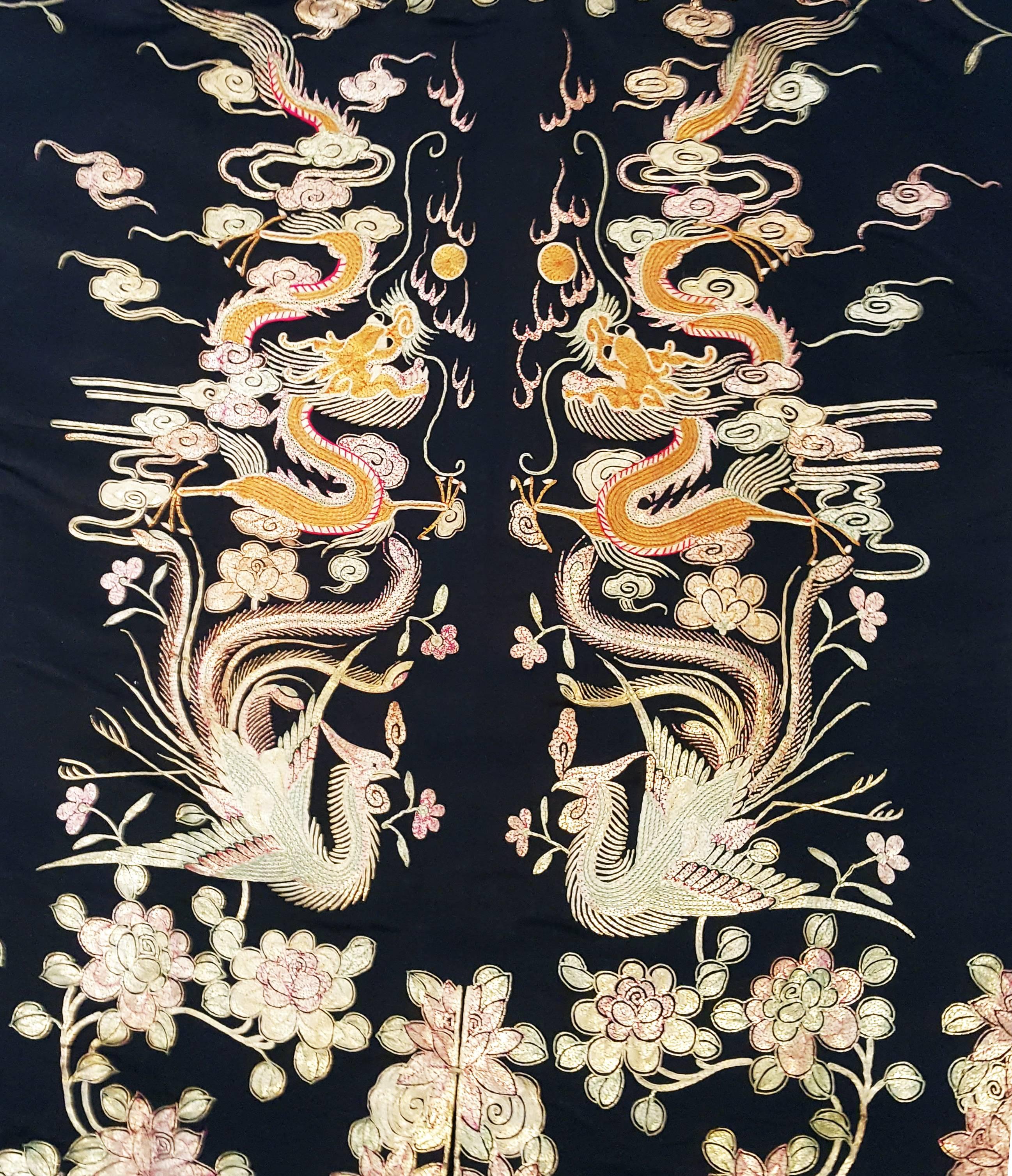 1950s Chinese Silk Top w/ Silver Metallic Embroidery In Excellent Condition In San Francisco, CA