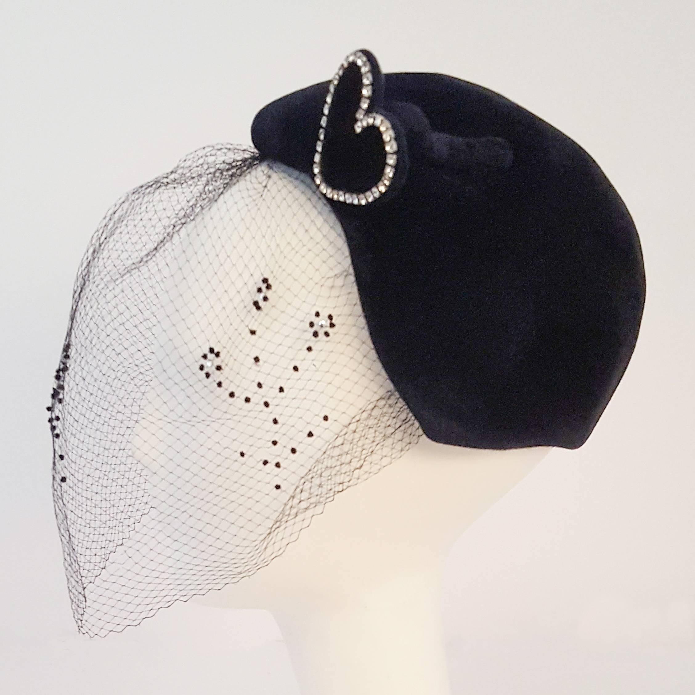 1950s Black Velvet Hat with Rhinestone Heart Embellishment and Veil In Excellent Condition In San Francisco, CA