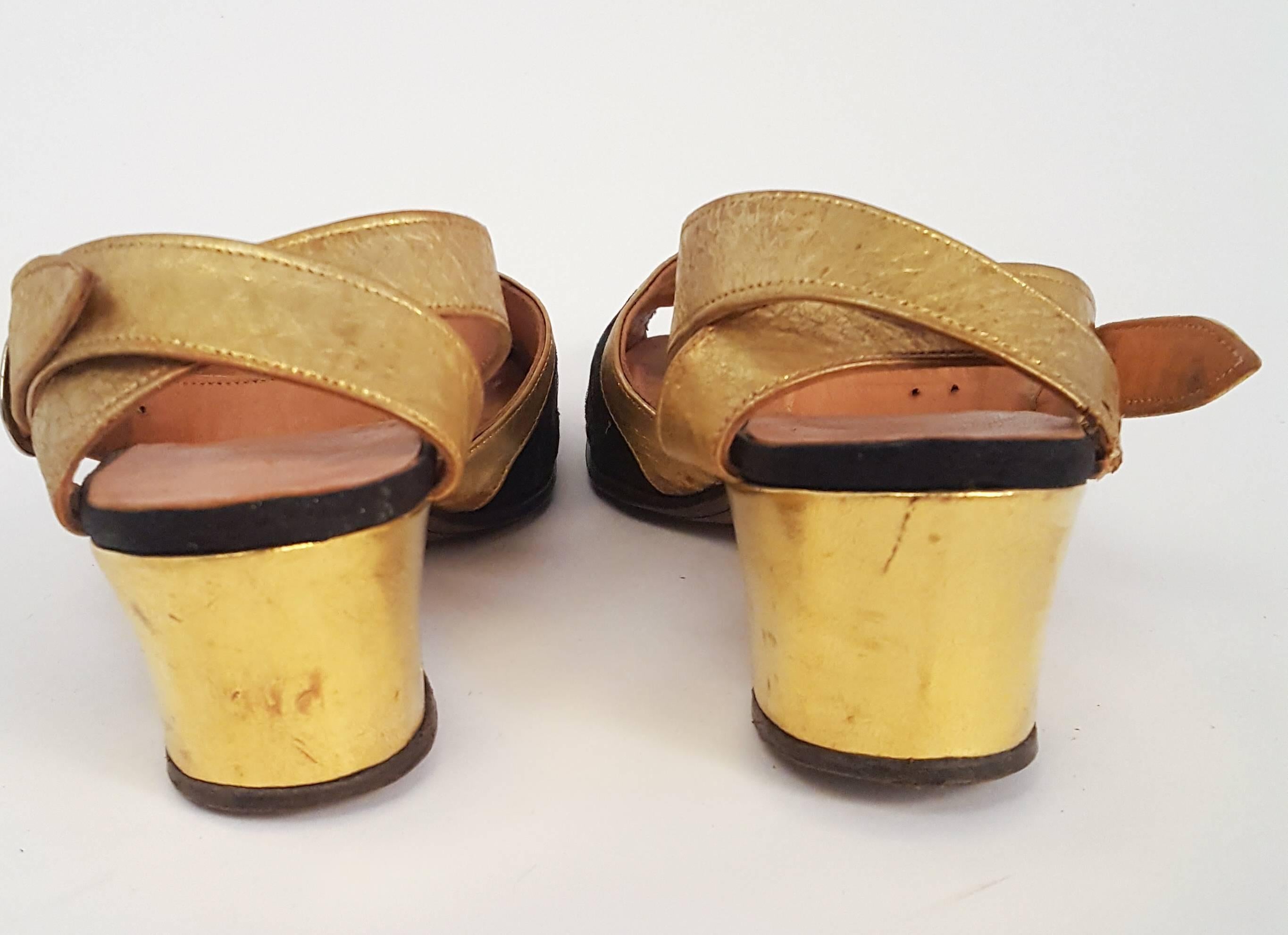 1930s Gold and Brocade Sandals  In Excellent Condition In San Francisco, CA