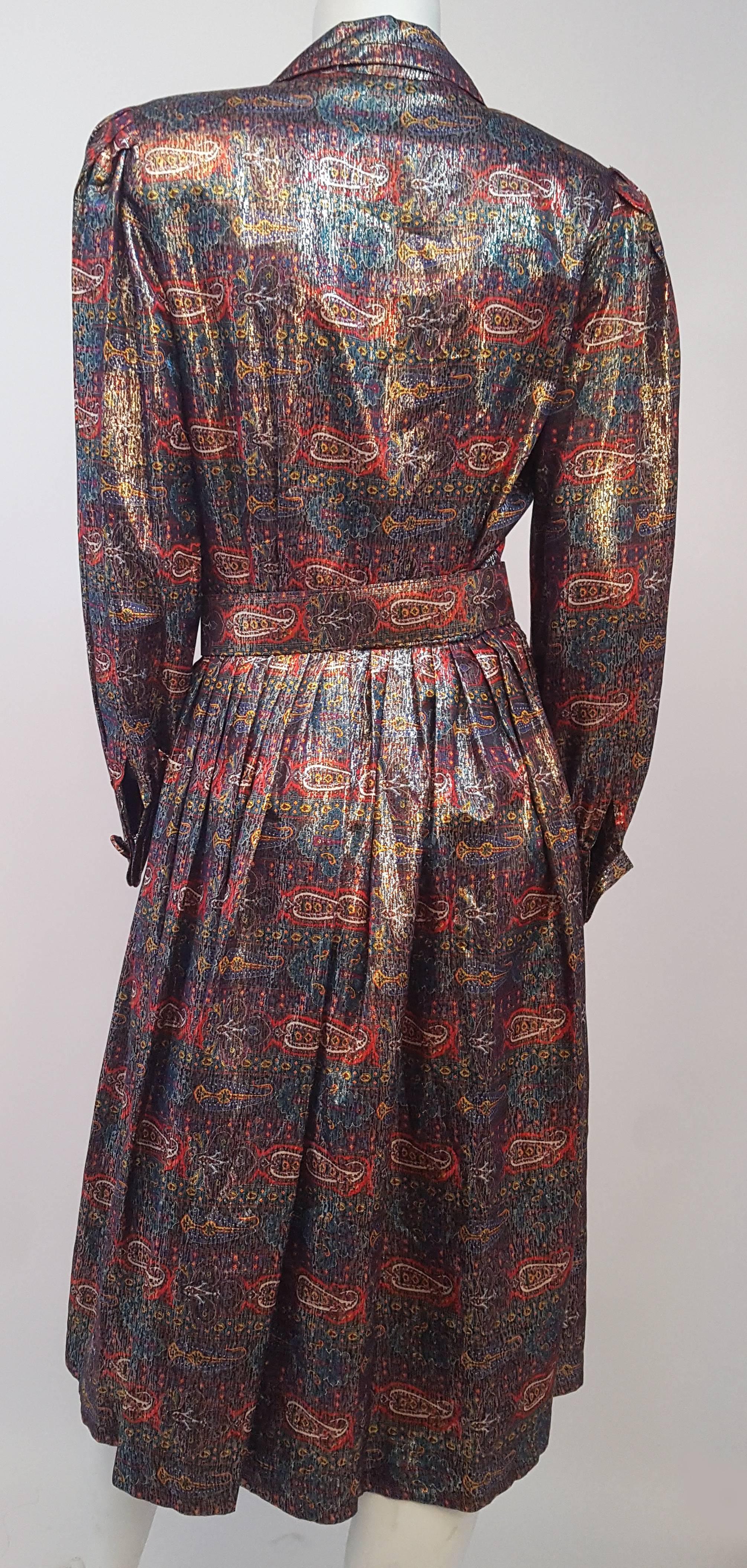 Noir Adele Simpson - Robe à motif cachemire métallique, années 80 en vente