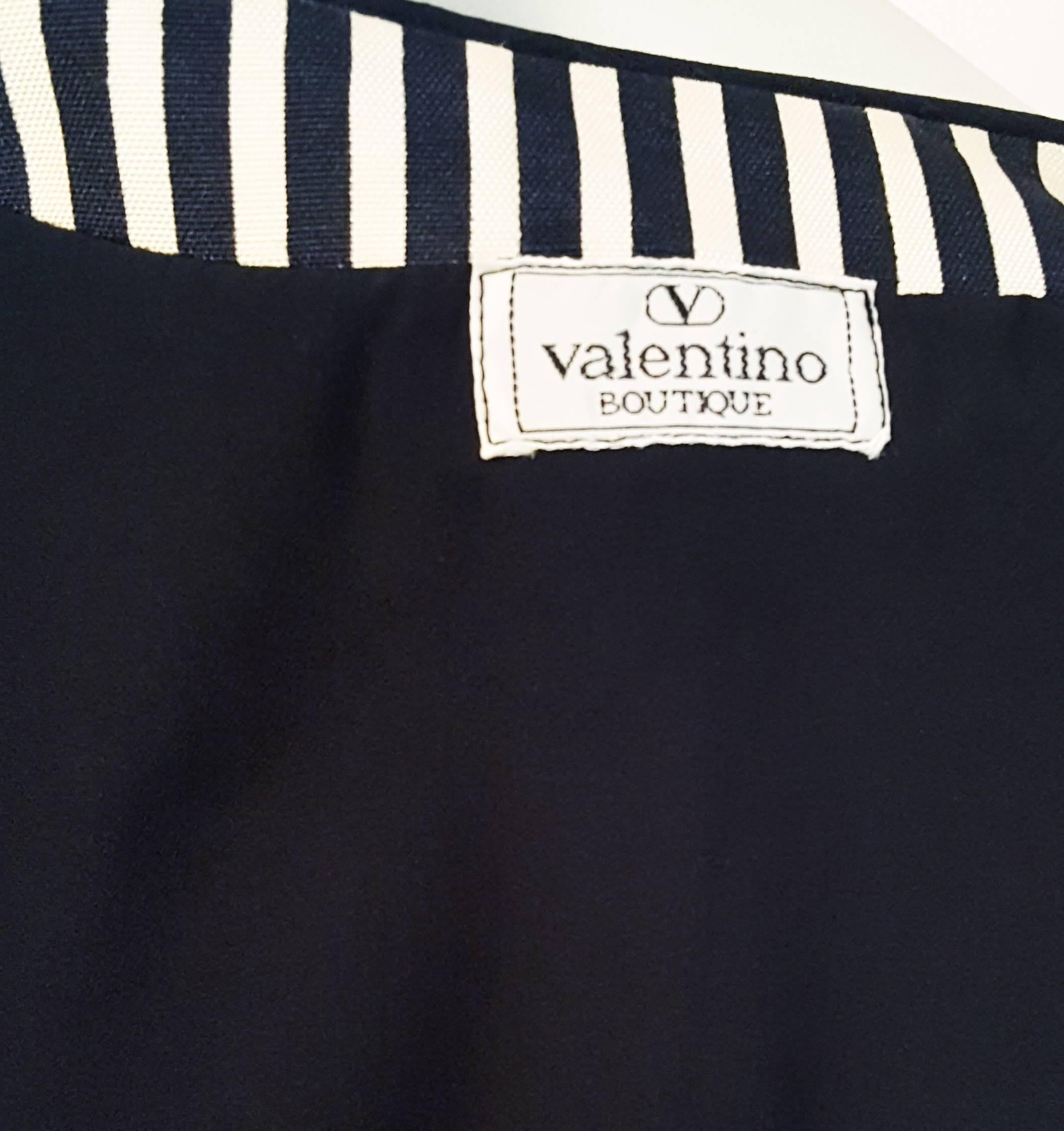 Valentino - Veste à rayures noires et blanches des années 80 Pour femmes en vente