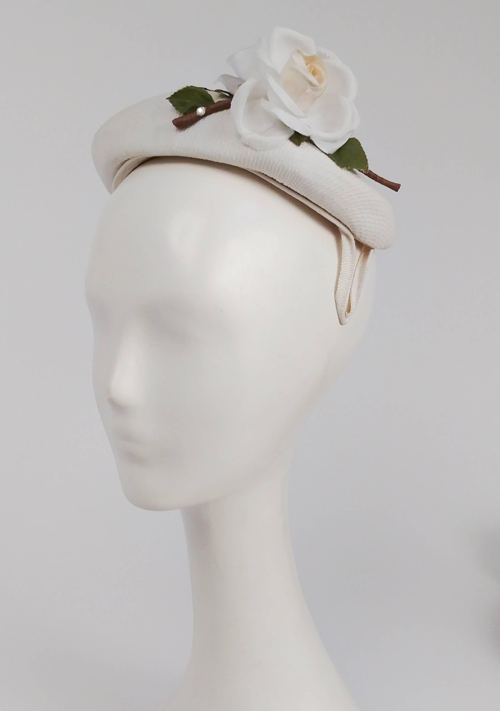 Gray 1950s White Hat w/ Rose