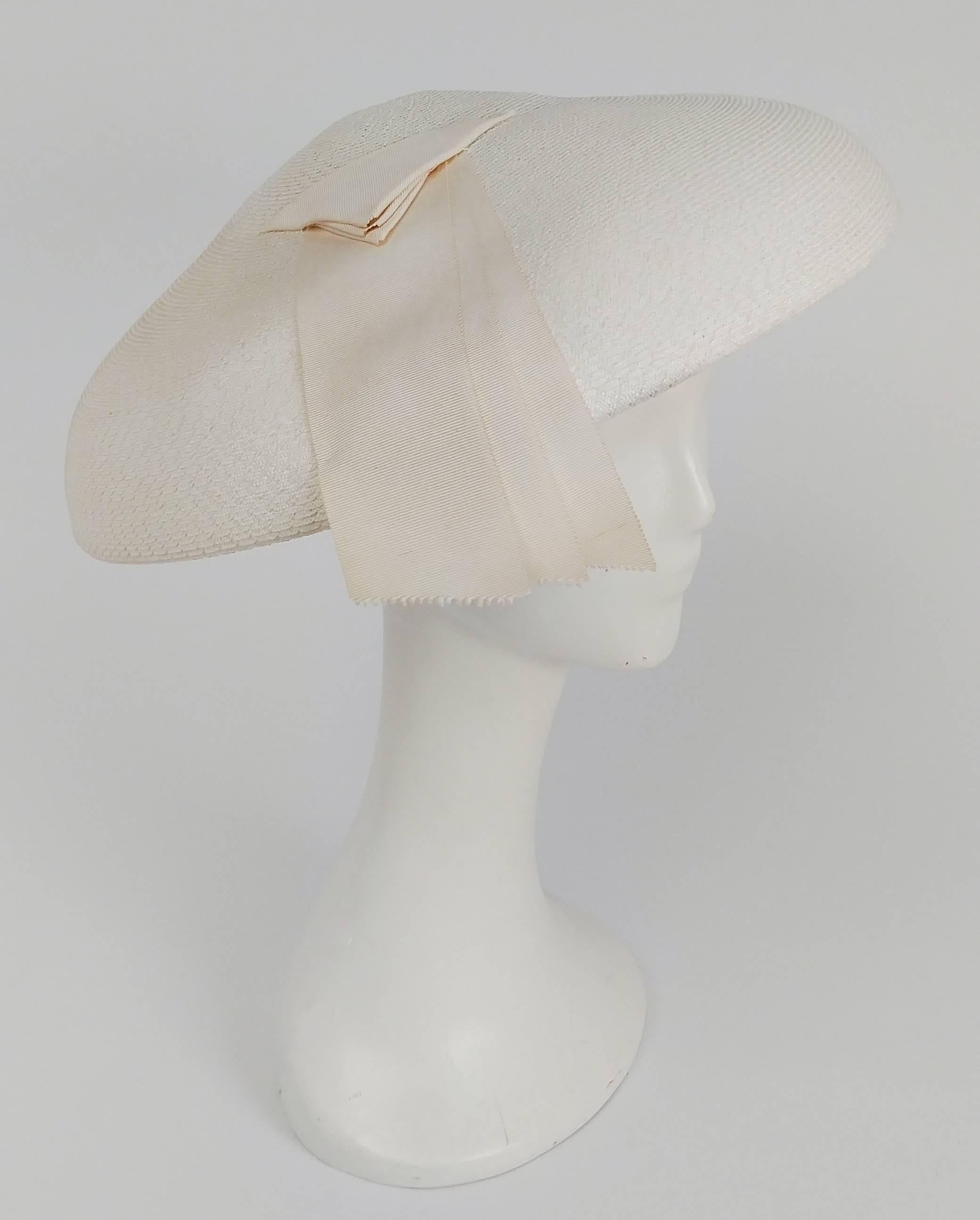 Gray 1950s New Look White Saucer Hat