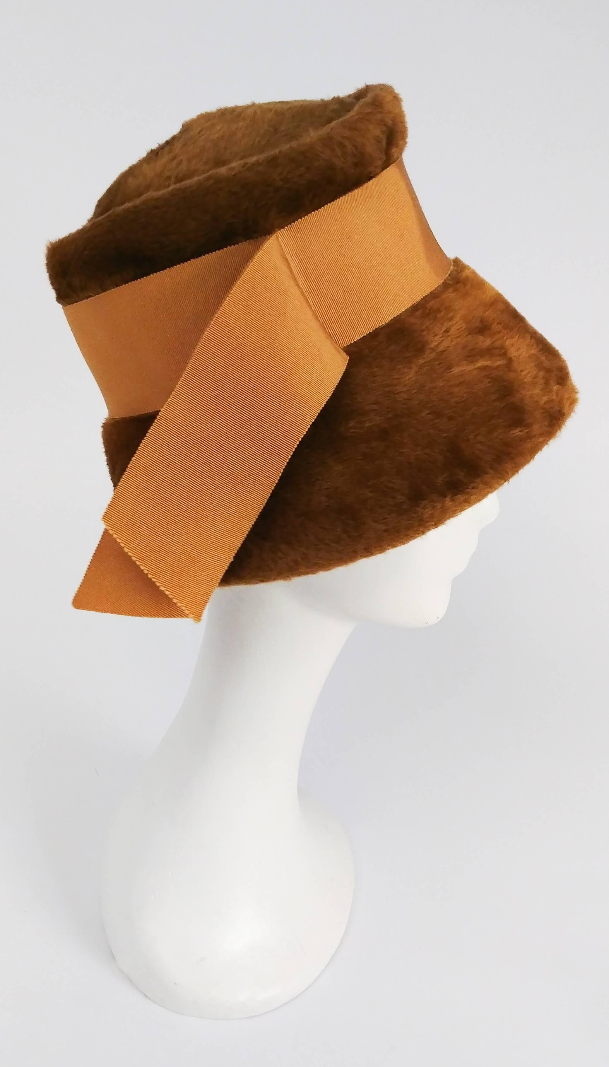 Women's 1960s Ochre Yellow Mod Cloche Hat w/ Grosgrain Ribbon