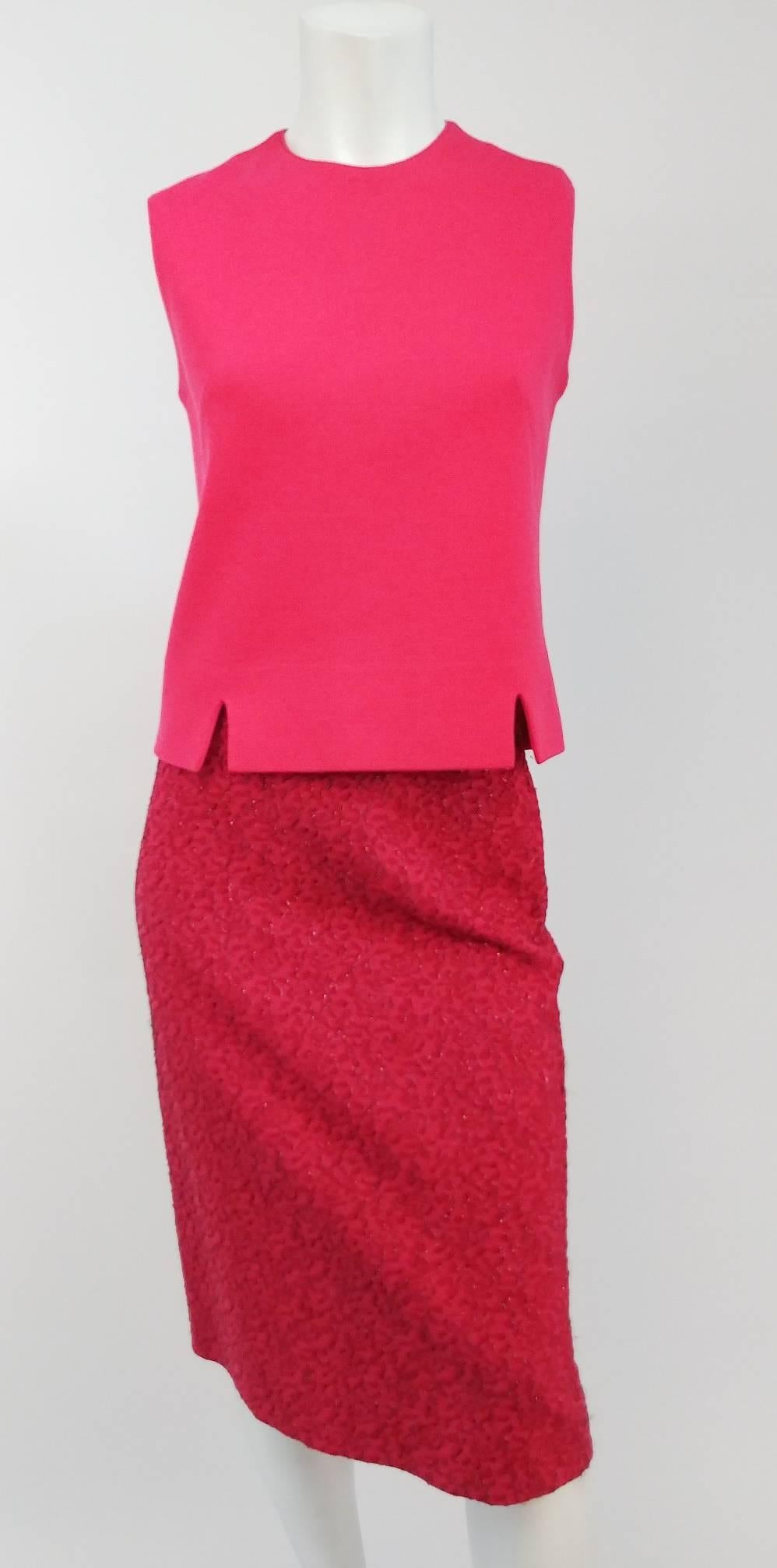 60s Hot Pink Sweater and Skirt Knit Set  In Good Condition In San Francisco, CA