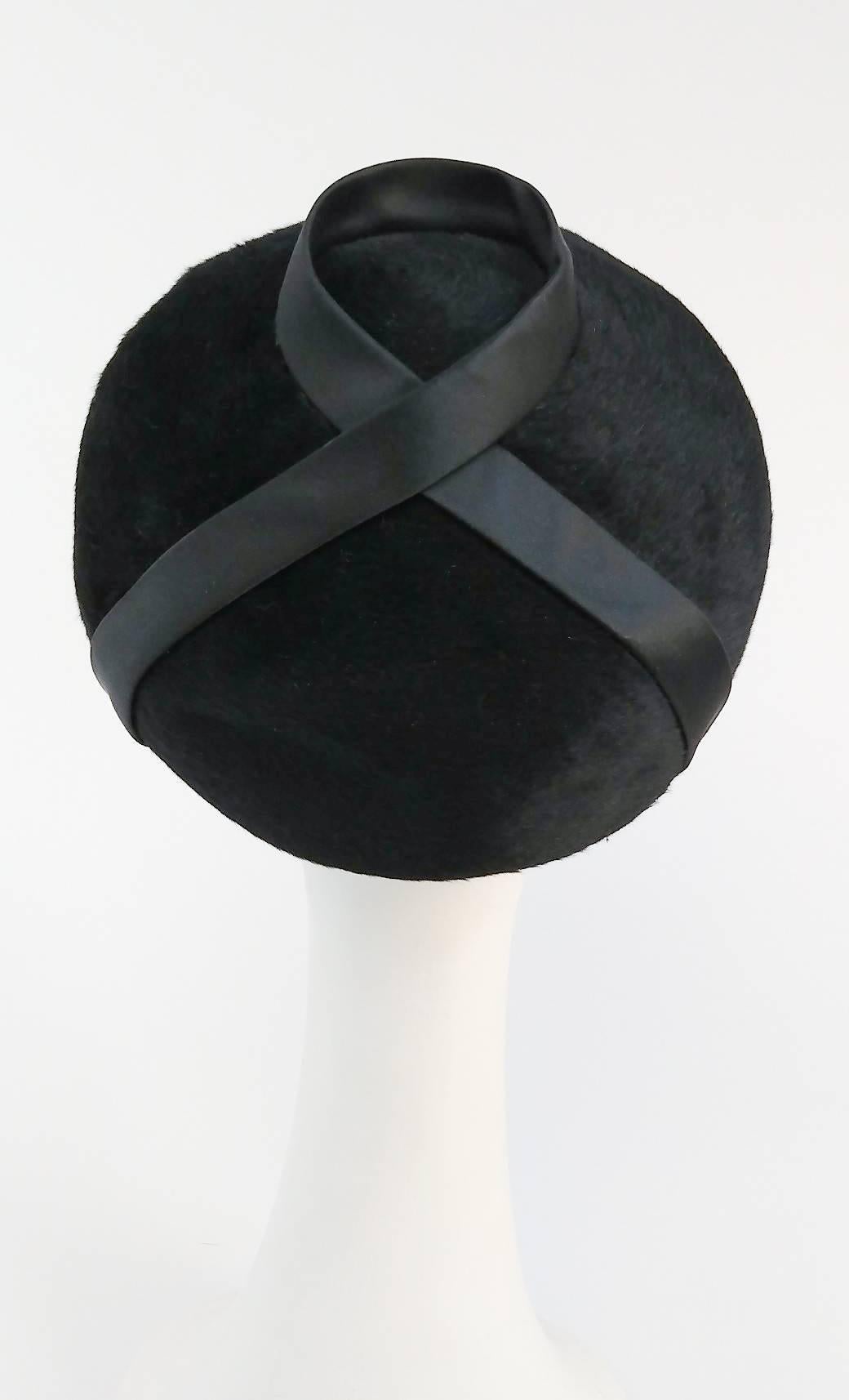 Women's 1960s Black Hat w/ Satin Ribbon