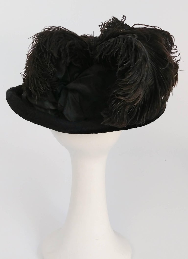 Women's 1910s Edwardian Black Hat w/ Silk Ribbon & Ostrich Feather Trim For Sale
