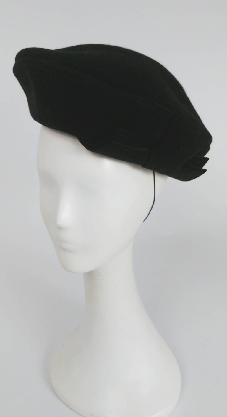 1940s Black Beret Hat In Excellent Condition In San Francisco, CA
