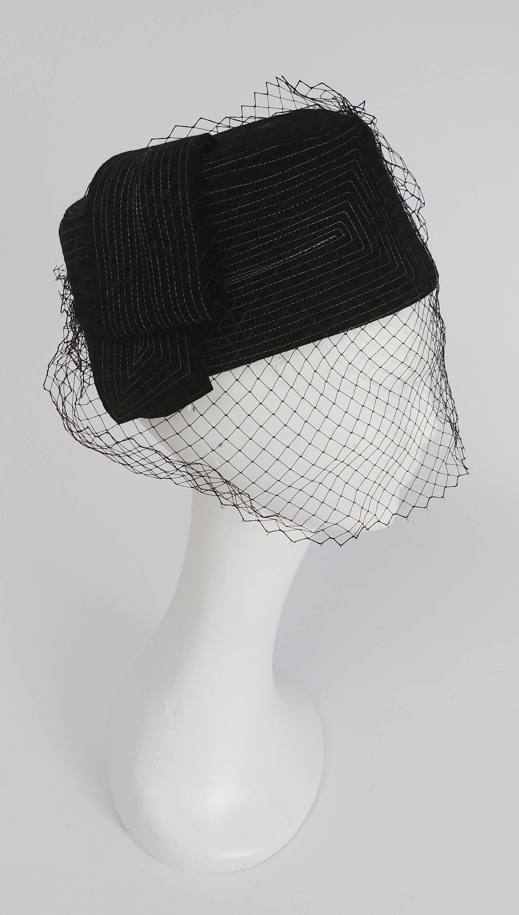 1960s Black Hat w/ White Topstitching & Net In Excellent Condition In San Francisco, CA