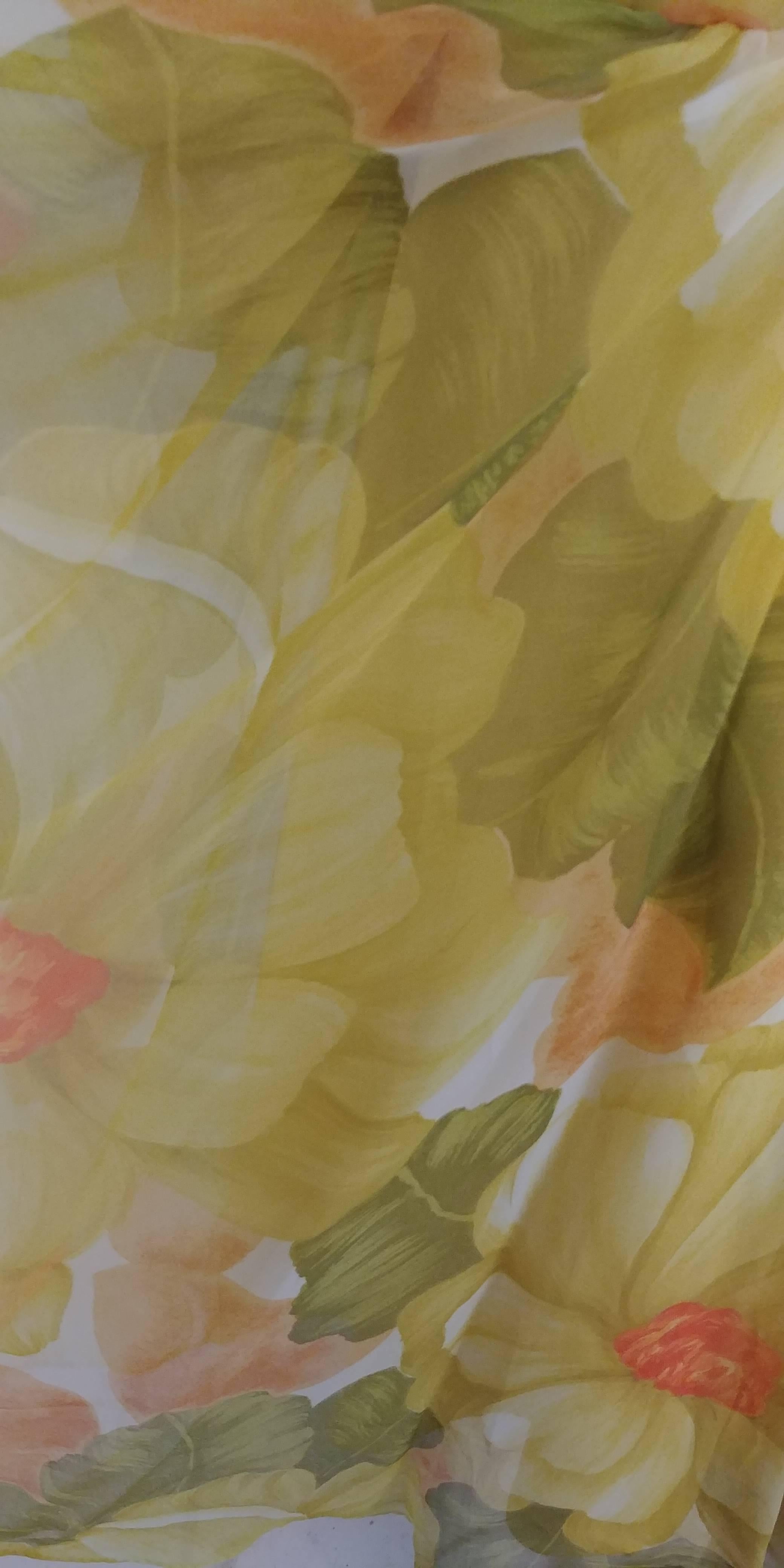 I. Magnin - Robe en mousseline de soie jaune imprimée de fleurs, années 1980 Excellent état - En vente à San Francisco, CA