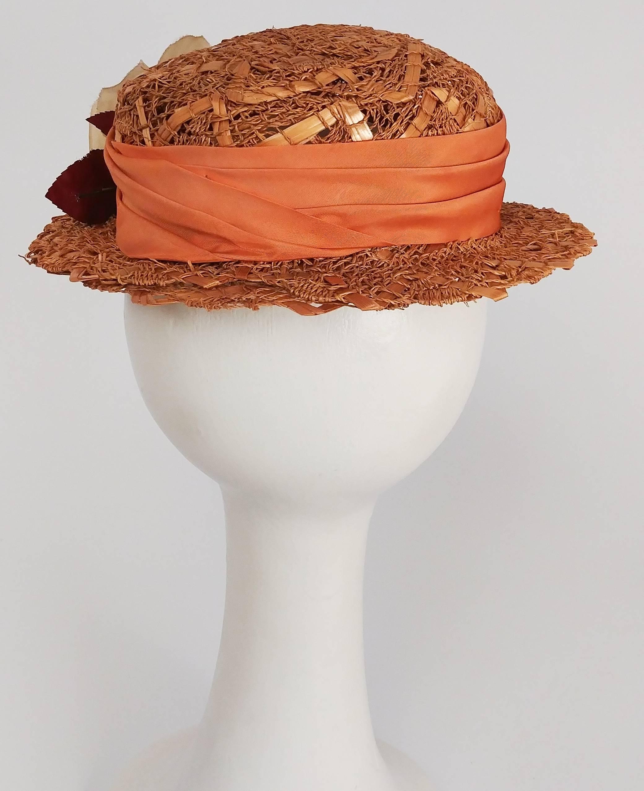 1930s Orange Straw Hat w/ Flower In Excellent Condition In San Francisco, CA