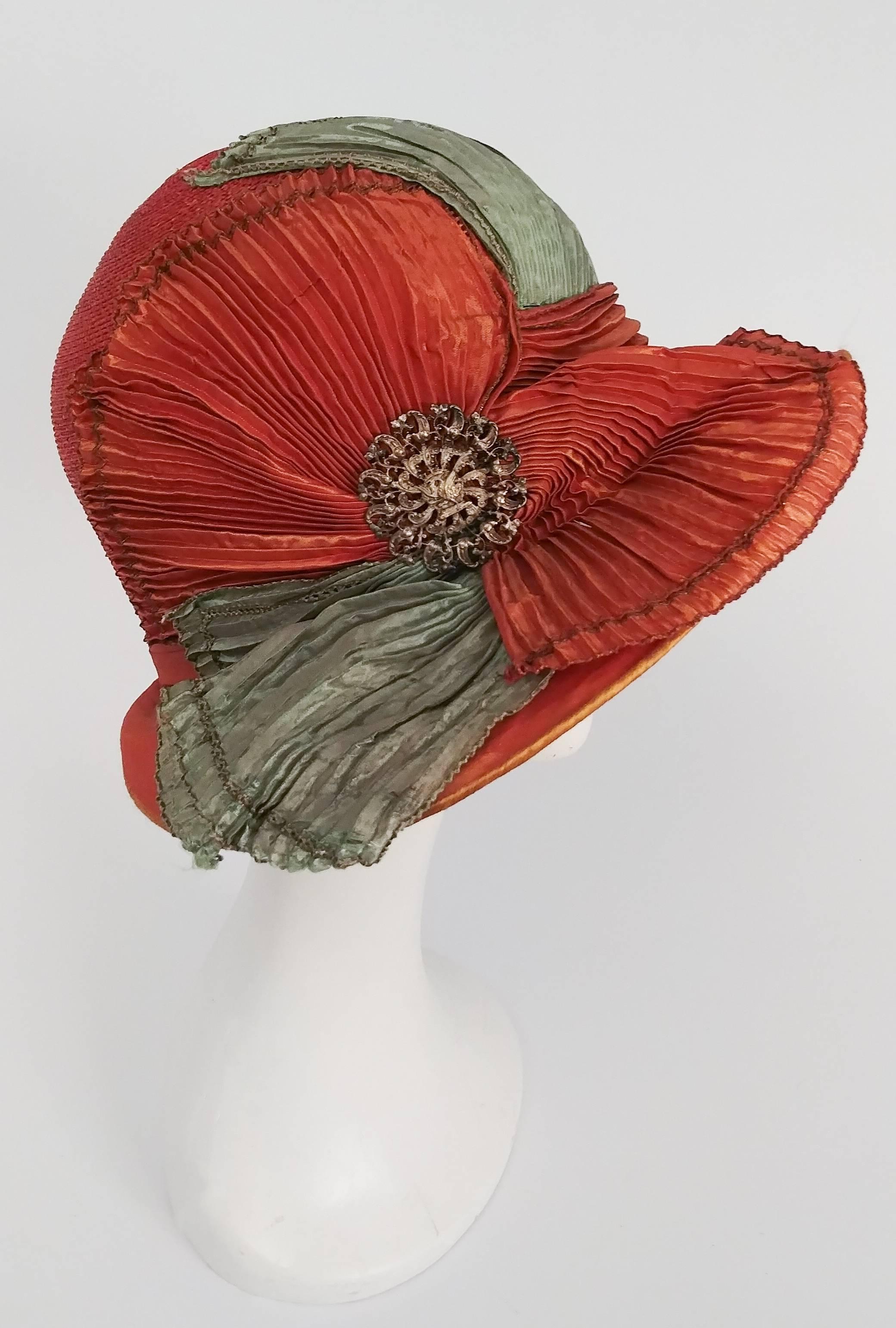 Brown 1920s Burnt Orange & Seafoam Green Wide Brim Cloche Hat