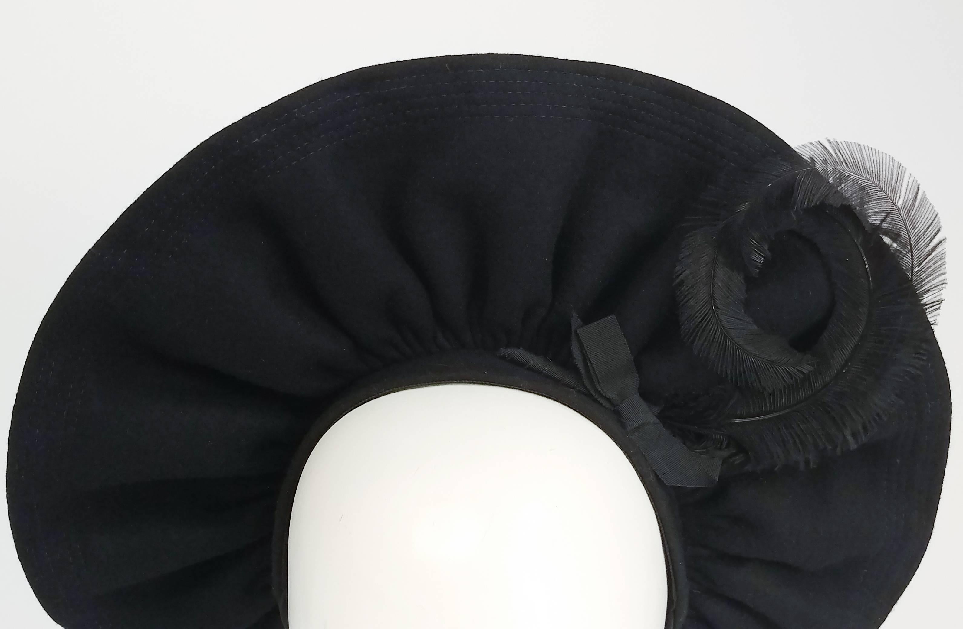 1940s Black Wool Ruffled Hat w/ Curled Feather 1