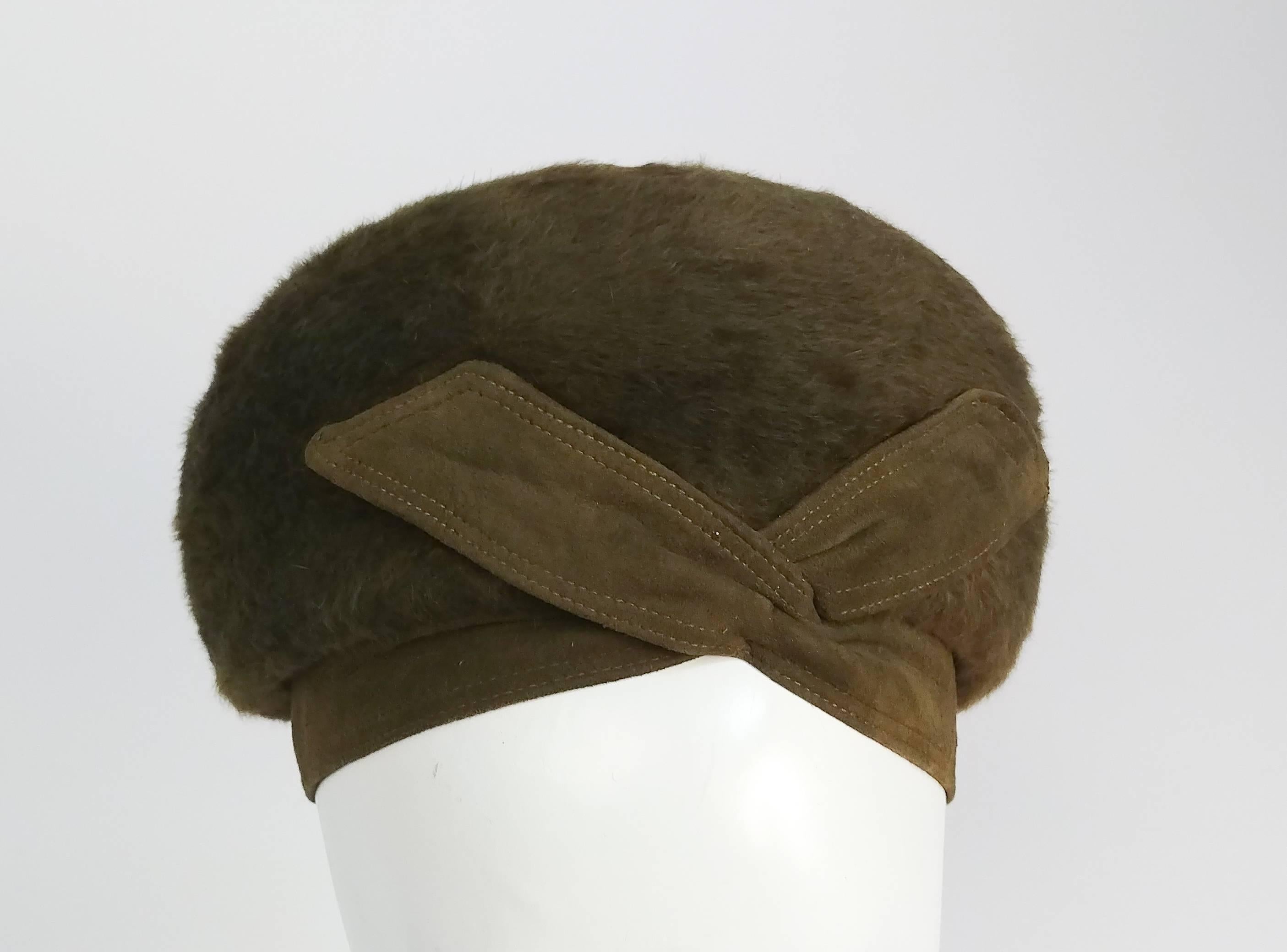 1960s Moss Green Felt Hat w/ Crossover Ribbon Detail 2