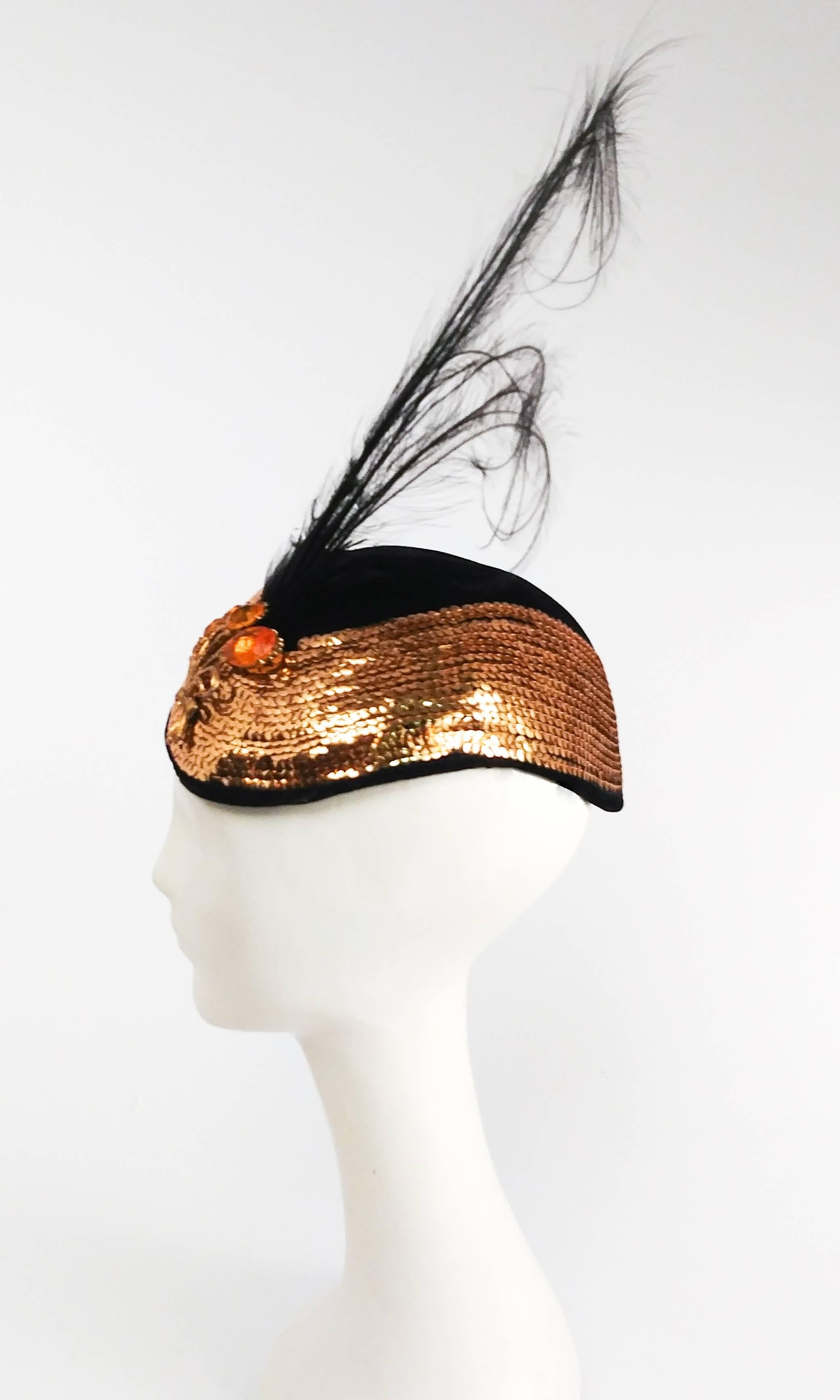 1930s Gold Sequin Black Cocktail Hat with Feather In Excellent Condition In San Francisco, CA