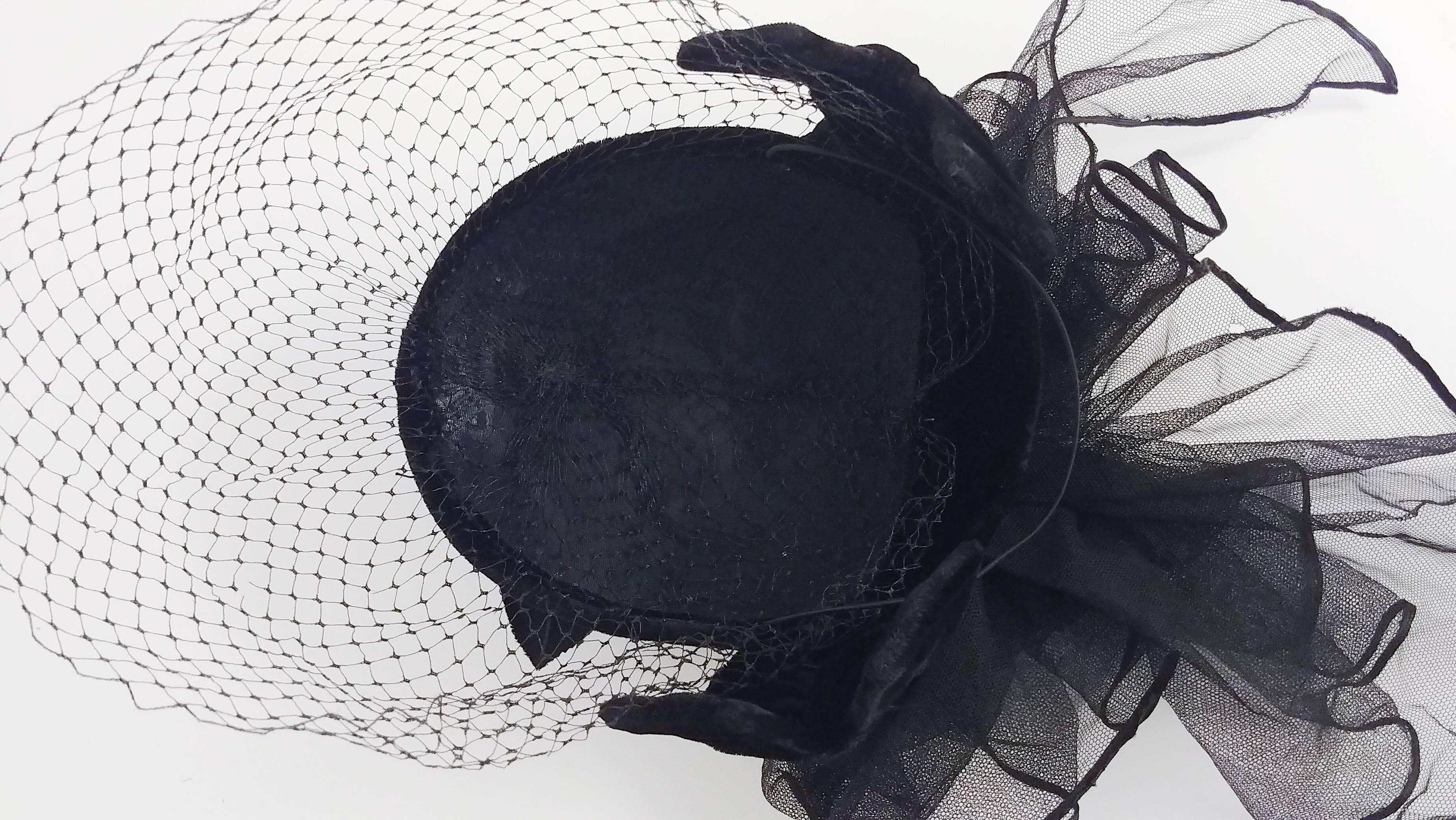 1940s Black Veiled Edwardian Style Velvet Cocktail Hat 4