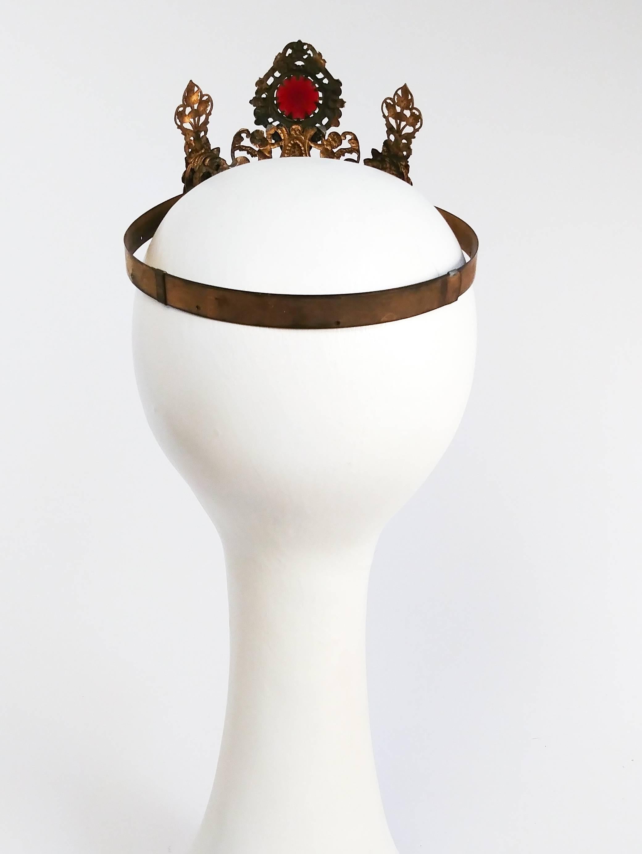 Brown 1920s Art Nouveau Brass Crown With Jewels