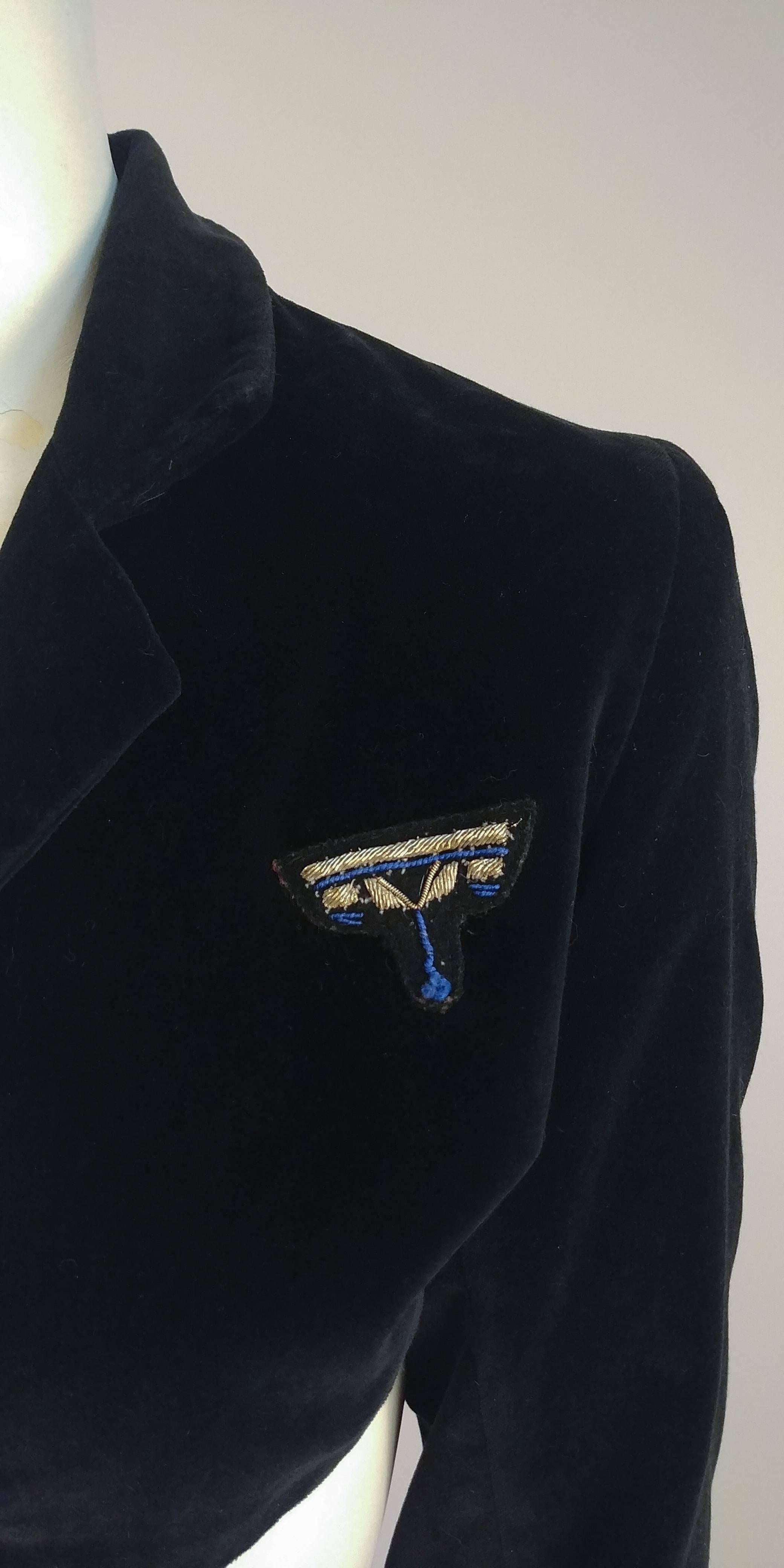 Black 1980s Gianni Versace Velveteen Ultra Cropped Jacket For Sale