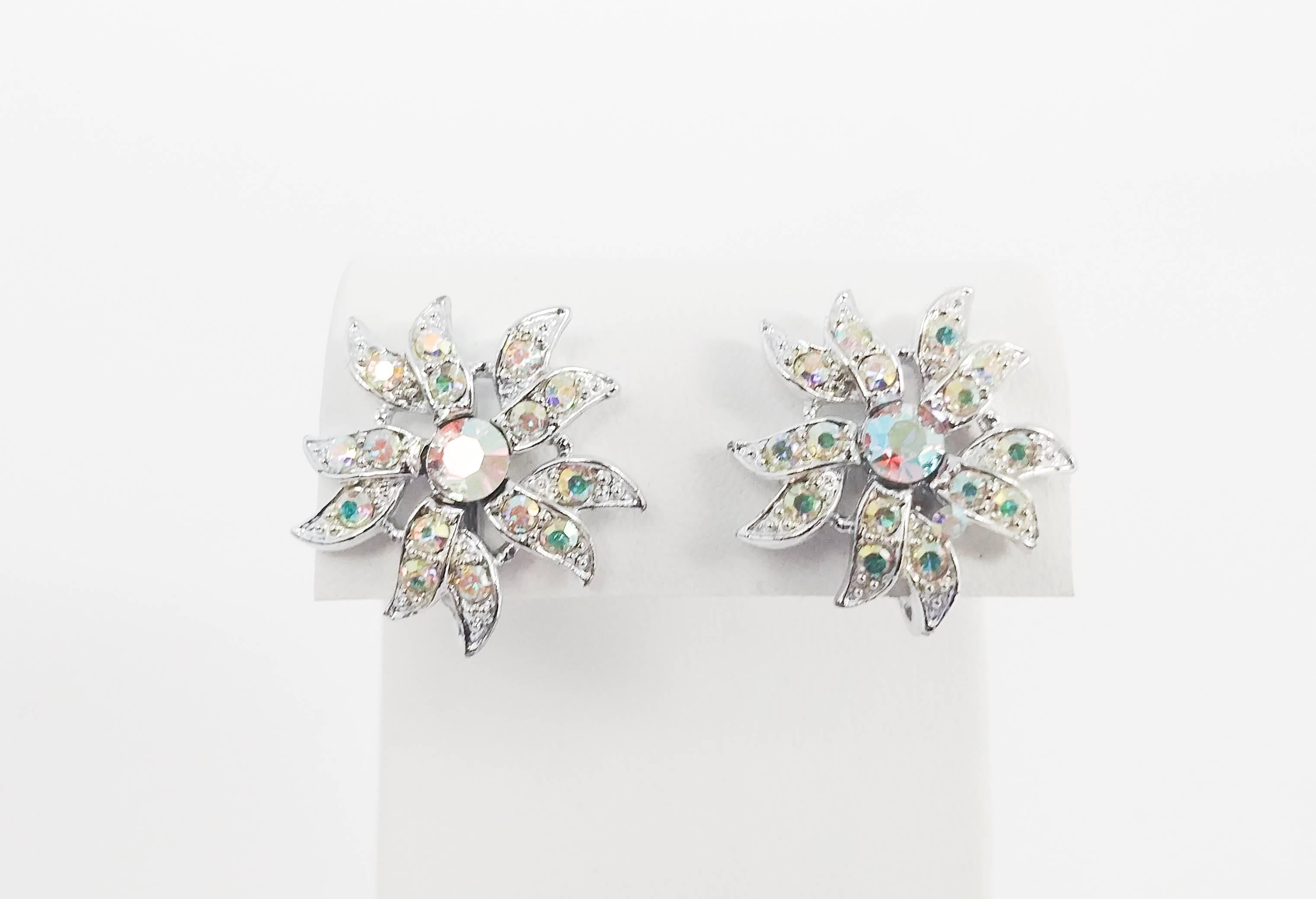 sarah coventry brooch and earring set