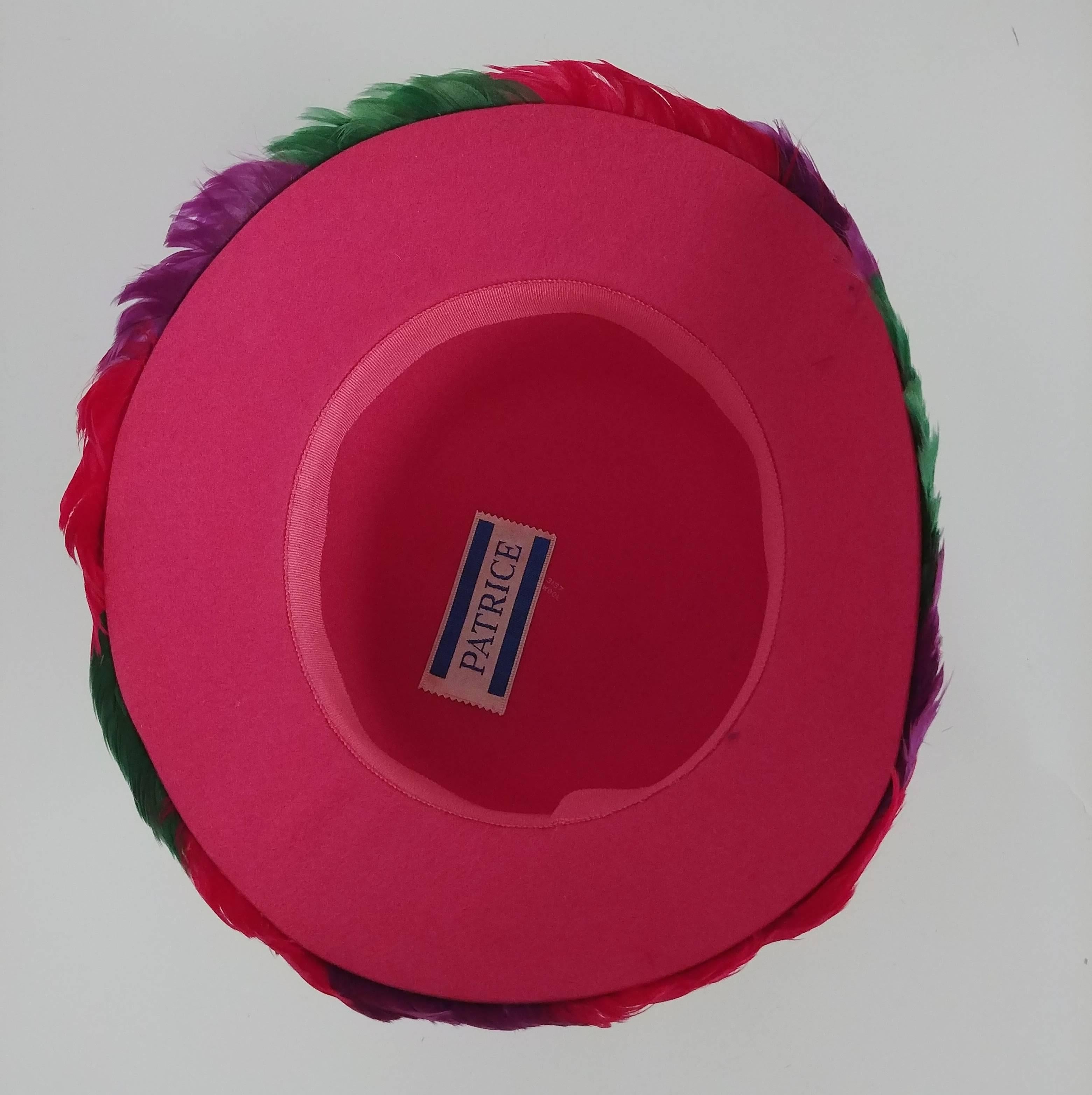 Women's 1980s Bright Feather Hat