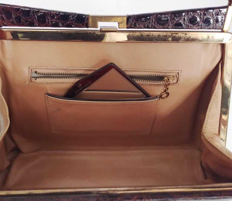 1950s Brown Alligator Handbag For Sale 1