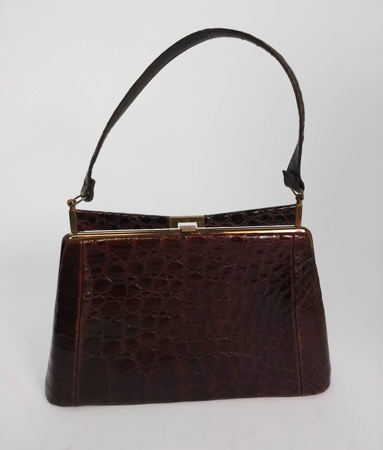 1950s Brown Alligator Handbag For Sale 3