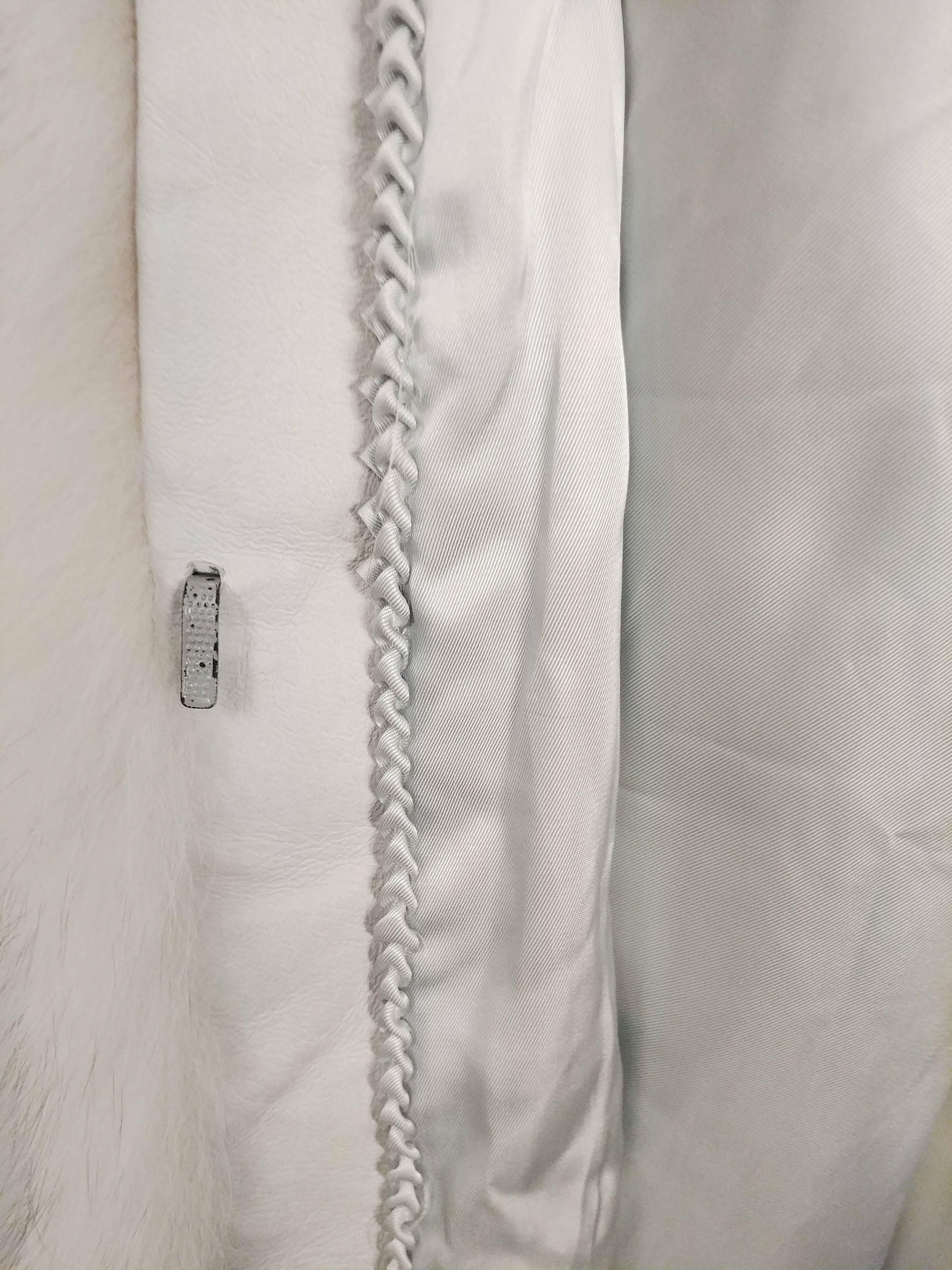 1980s Silver Fox Fur Coat In Excellent Condition In San Francisco, CA