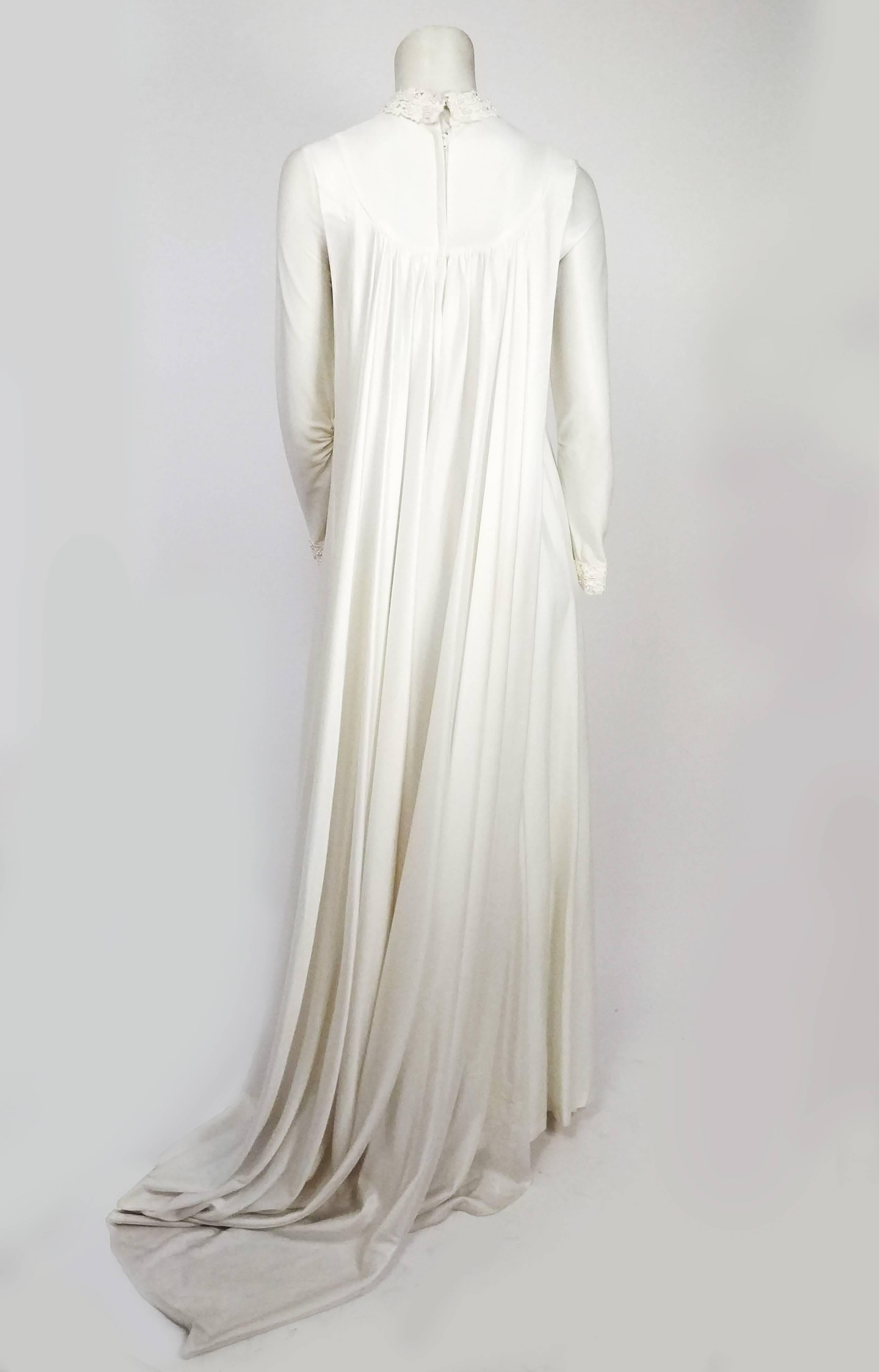 Women's 1970s White Maxi Dress w/ Hood & Cape