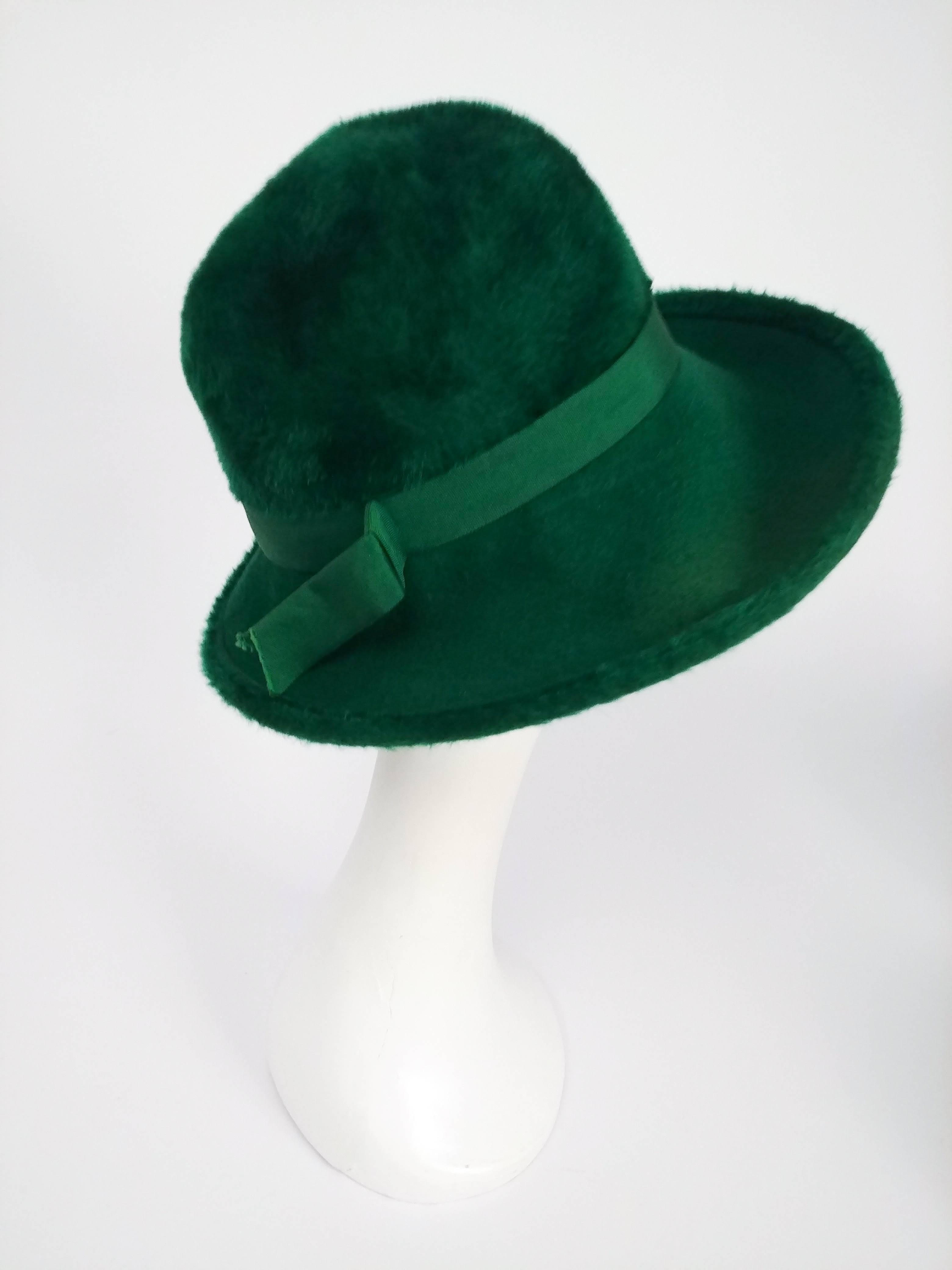 Women's 1960s Mr. John Emerald Green Fur Felt Hat