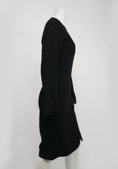 Valentino Missy - Robe de cocktail noire avec bordure en satin, années 1980