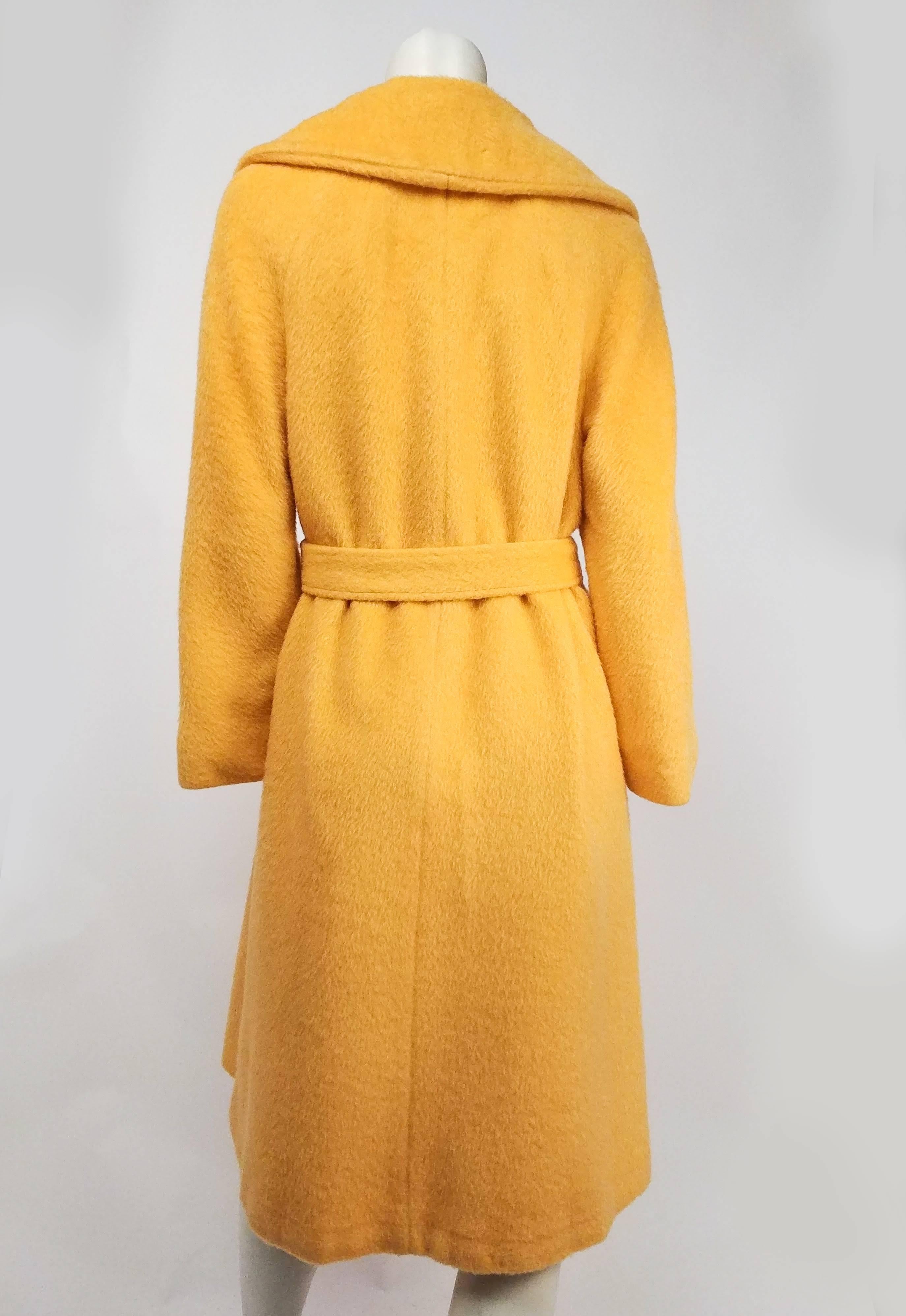 1960s Lilli Ann Buttercup Yellow Wool Coat In Good Condition In San Francisco, CA