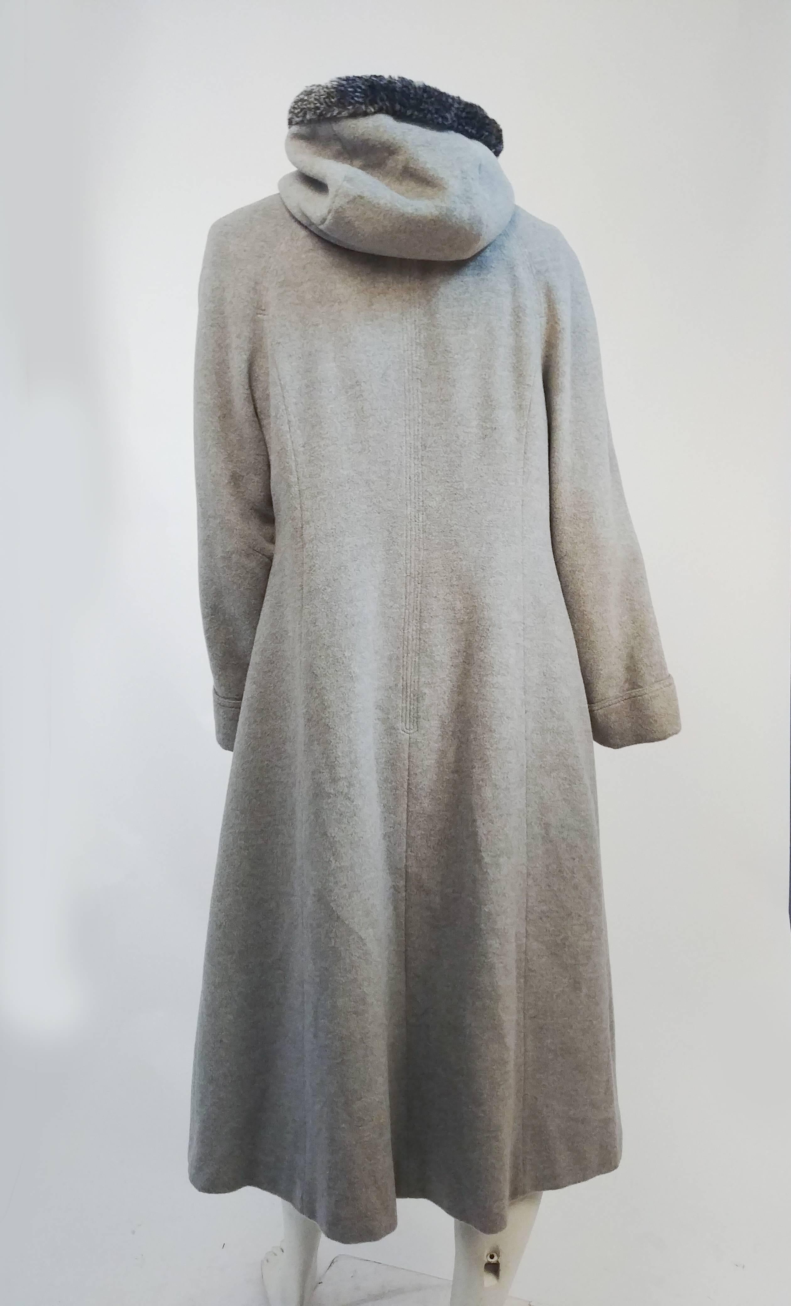 Women's 1970s Grey Wool Hooded Coat