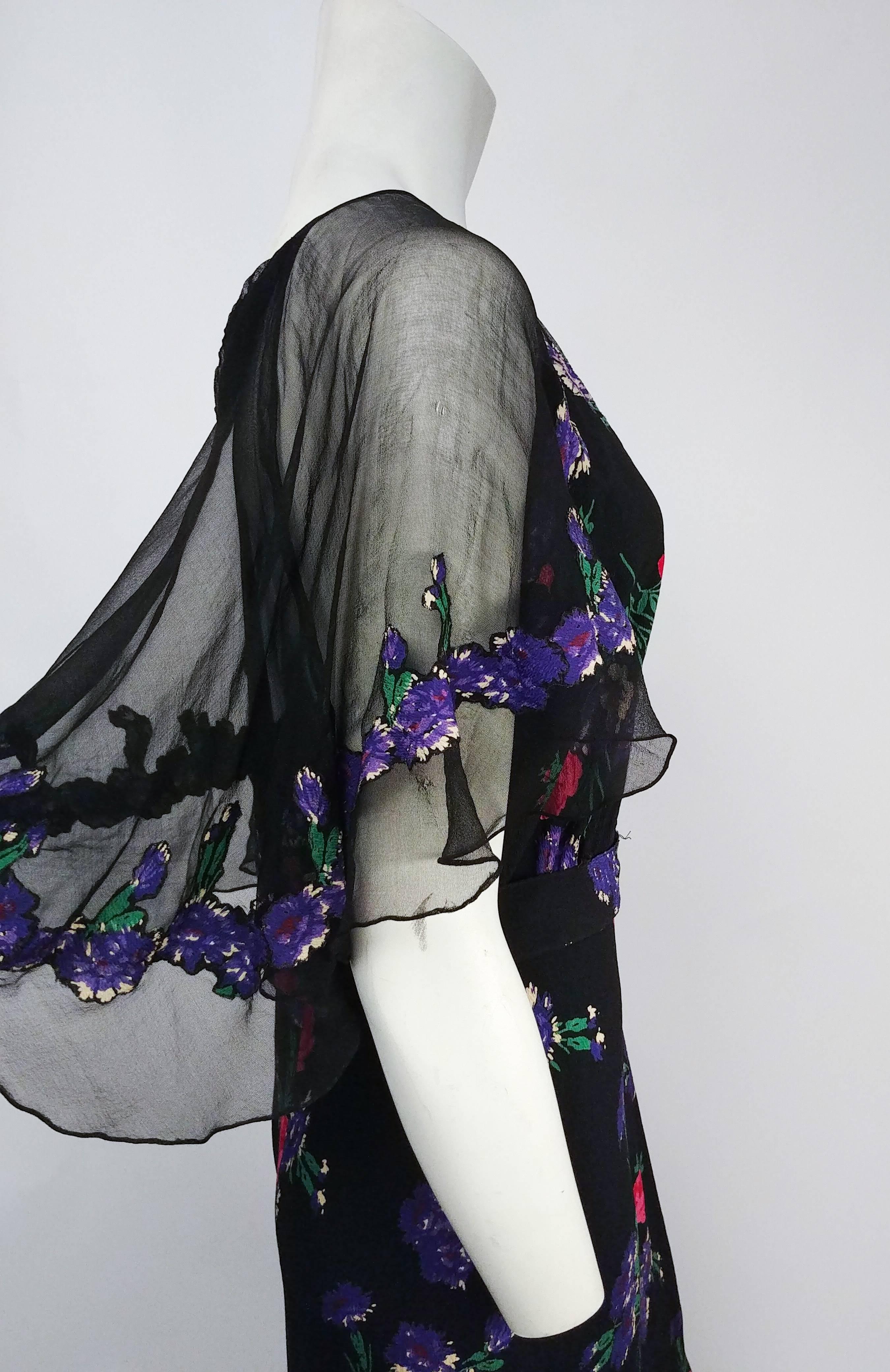 Robe en maille noire à imprimé floral des années 1930 Bon état - En vente à San Francisco, CA