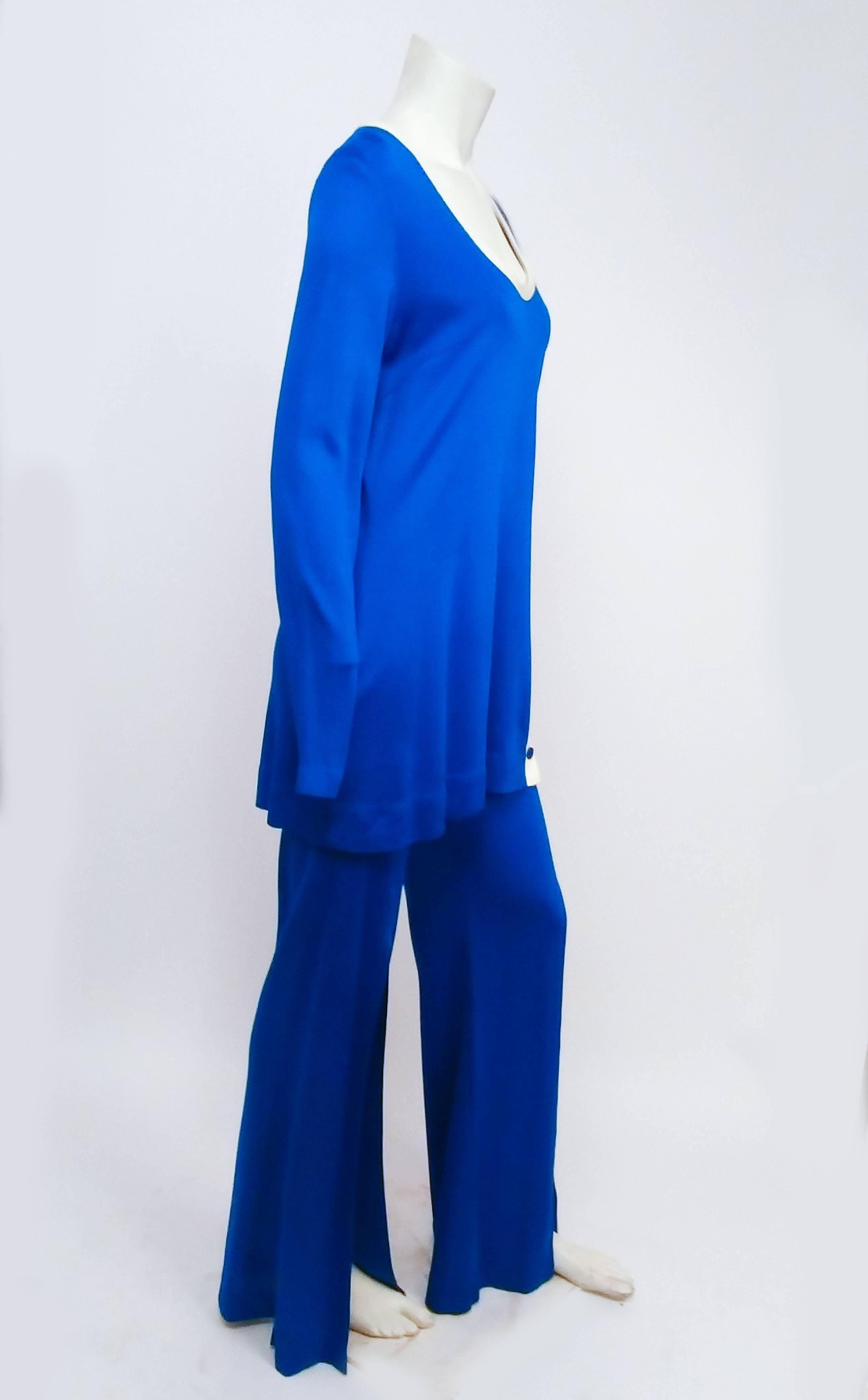 Electric Blue Tunic Top & Flare Pants Disco Set, 1970s  In Good Condition In San Francisco, CA