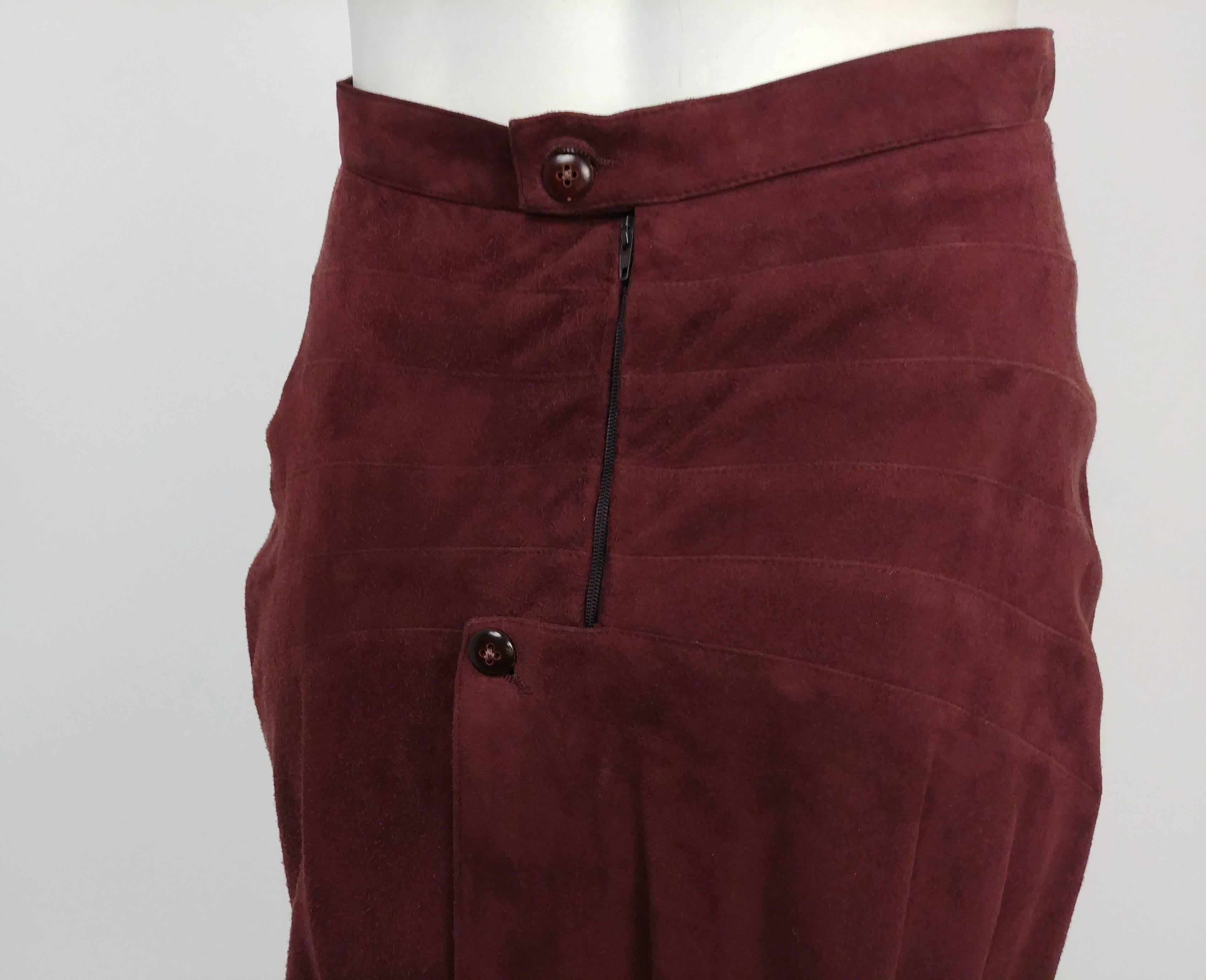 1990s Alaia Brown Vegan Suede Back Pleat Skirt In Excellent Condition For Sale In San Francisco, CA