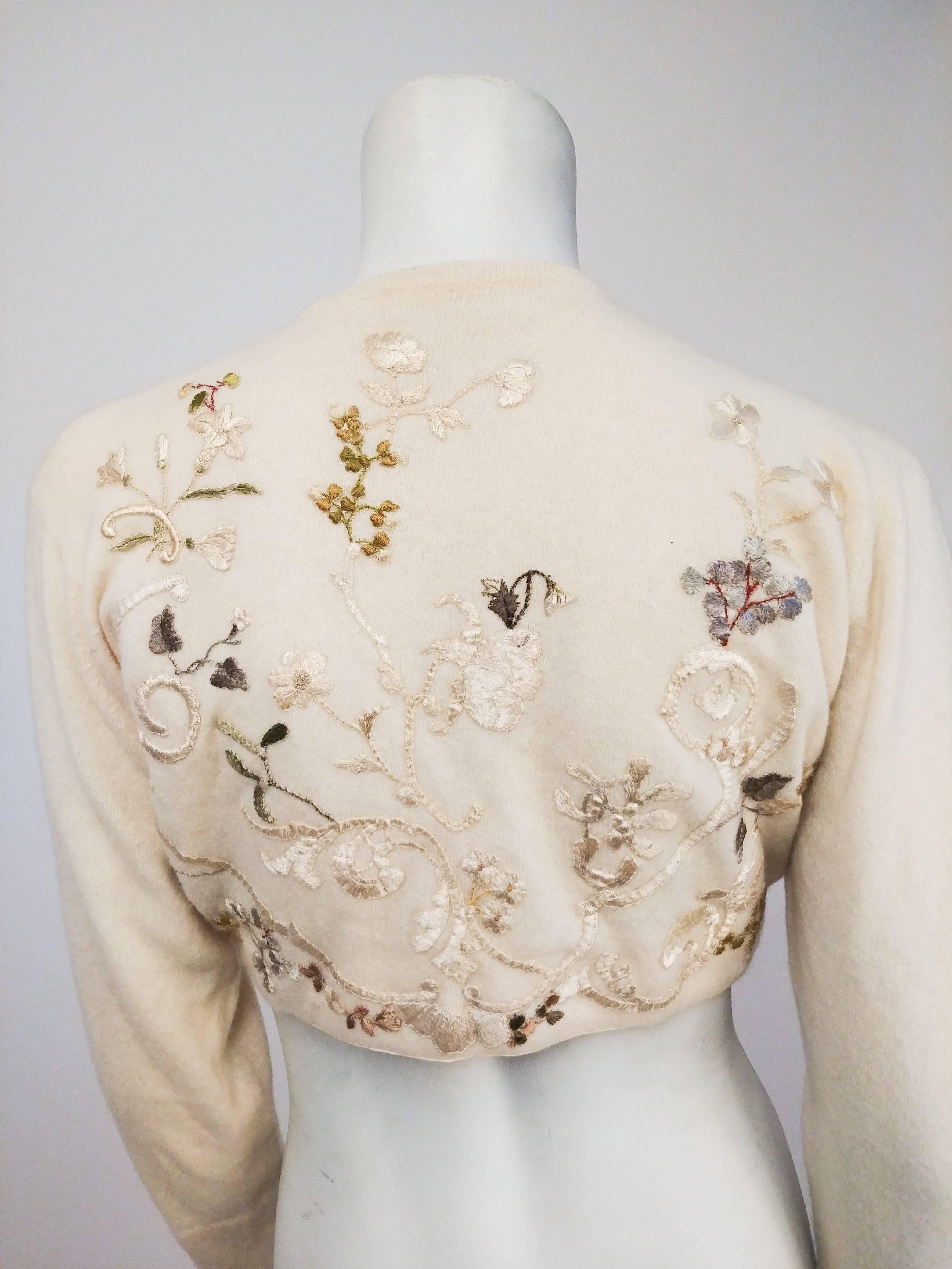 Beige 1950s Helen Bond Carruthers Embroidered Applique Cardigan Sweater